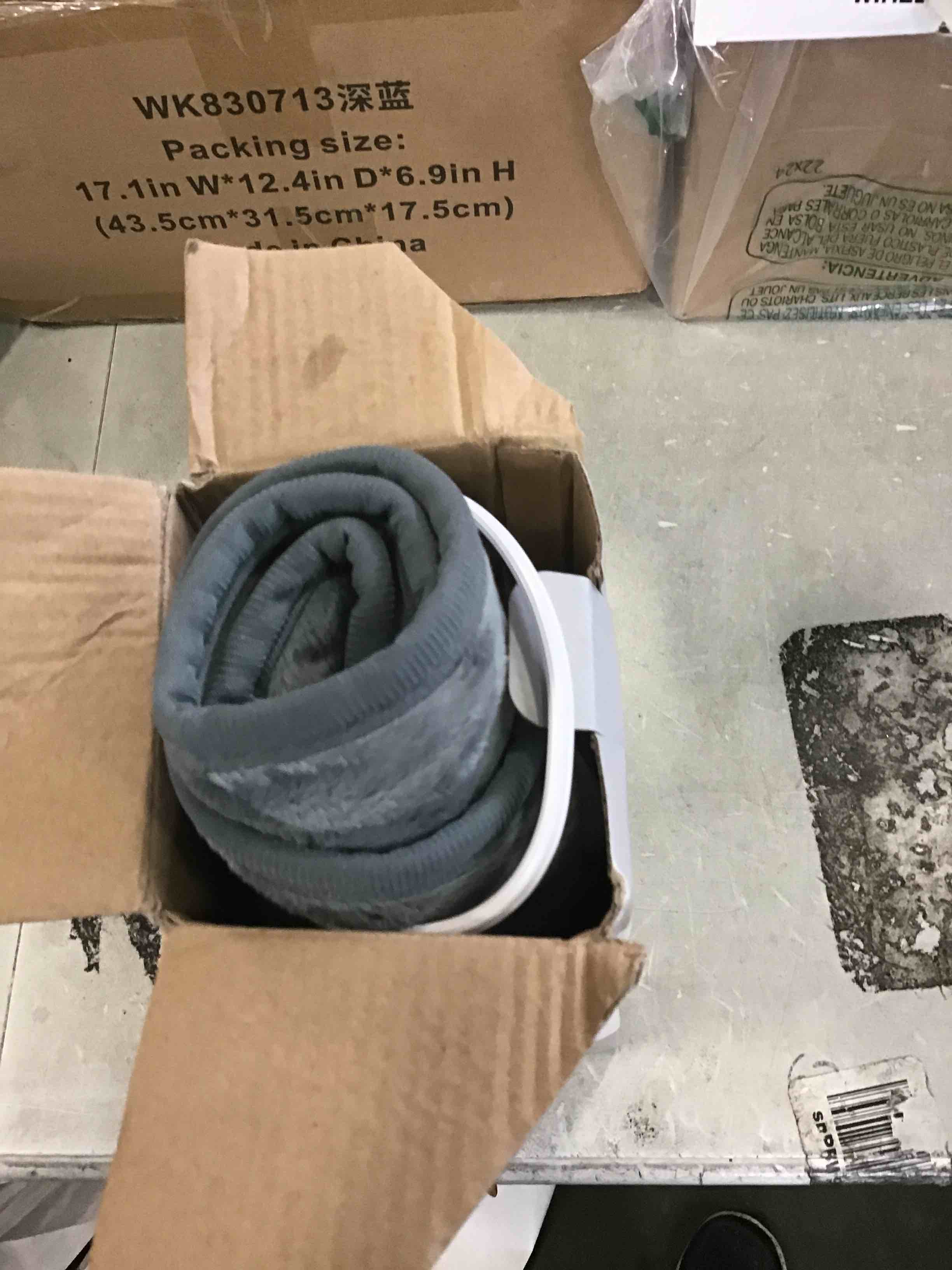 https://s3.amazonaws.com/lotting-images-prod/bidfta/BLU6625603_1717425806285.jpeg