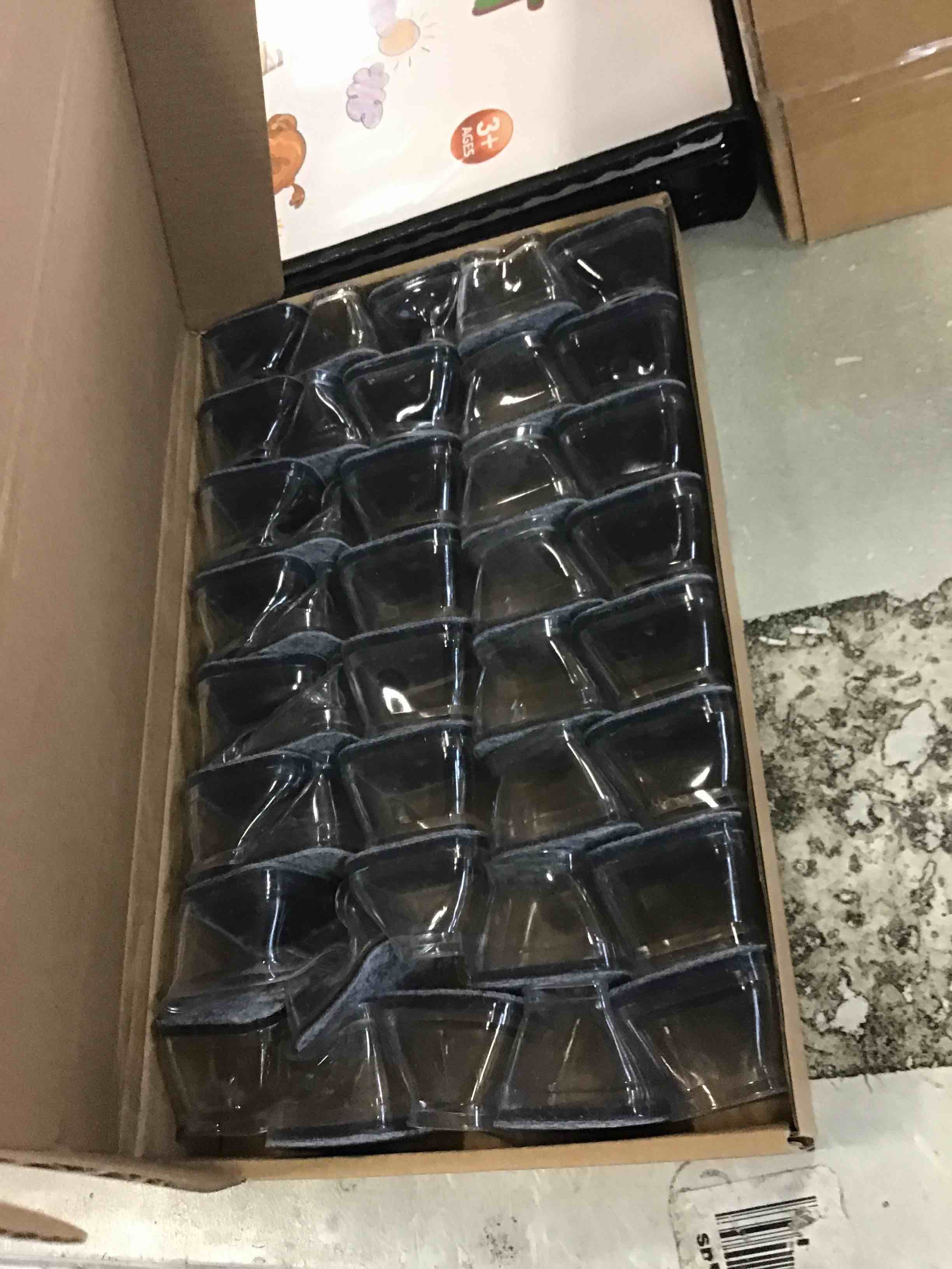 https://s3.amazonaws.com/lotting-images-prod/bidfta/BLU6625698_1717434396592.jpeg