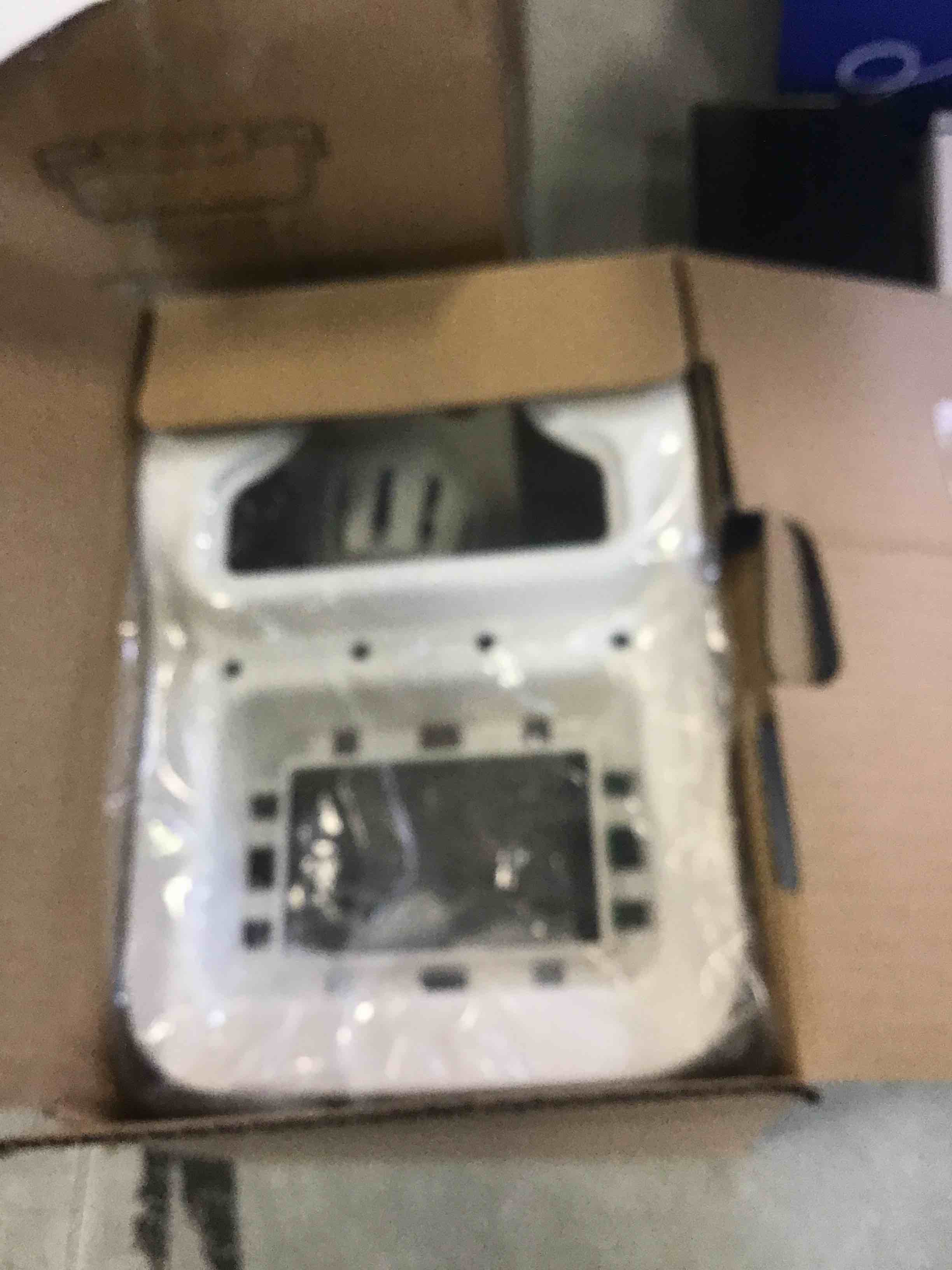 https://s3.amazonaws.com/lotting-images-prod/bidfta/BLU6625741_1717439042676.jpeg