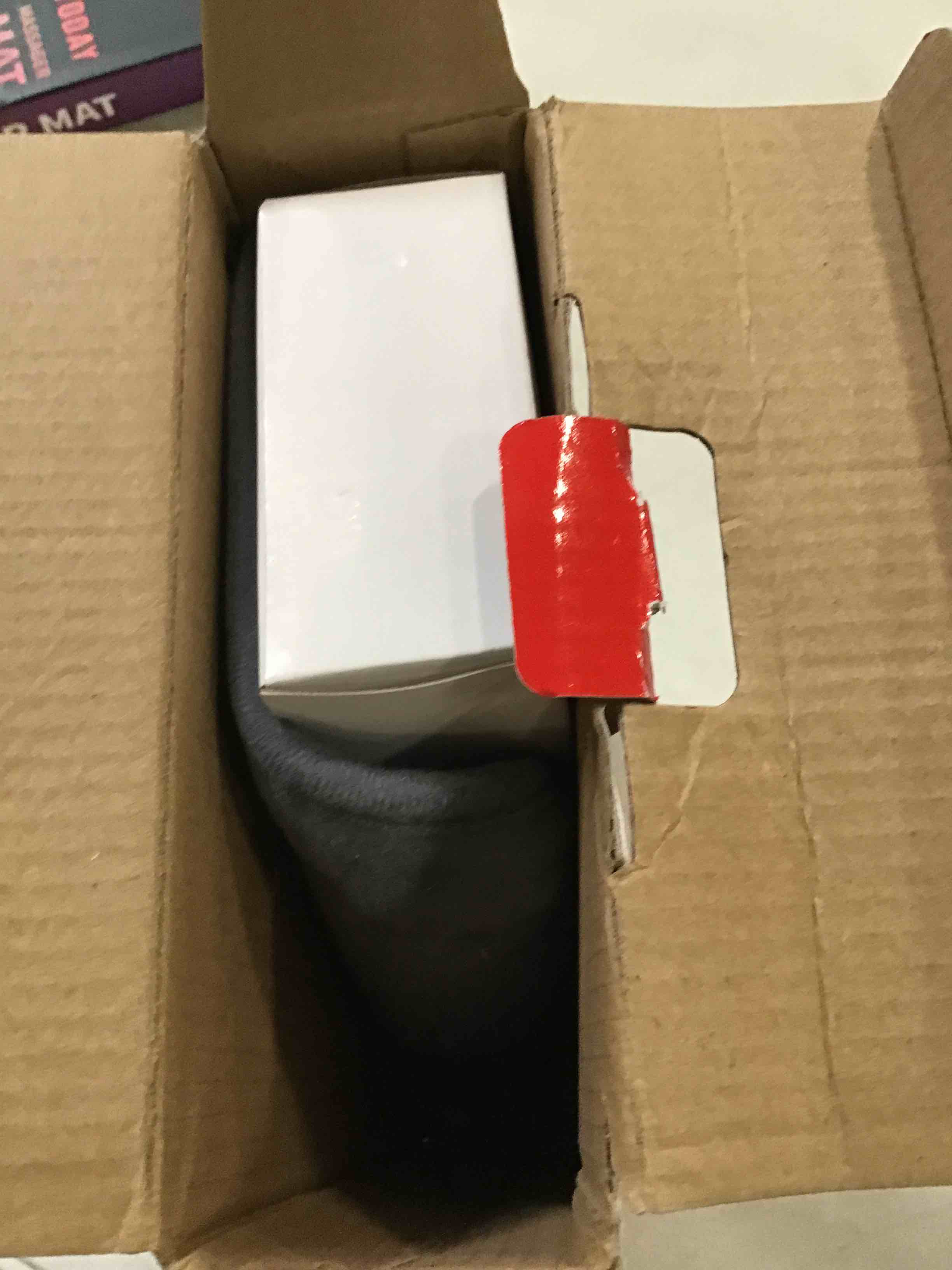 https://s3.amazonaws.com/lotting-images-prod/bidfta/BLU6626657_1717182537464.jpeg