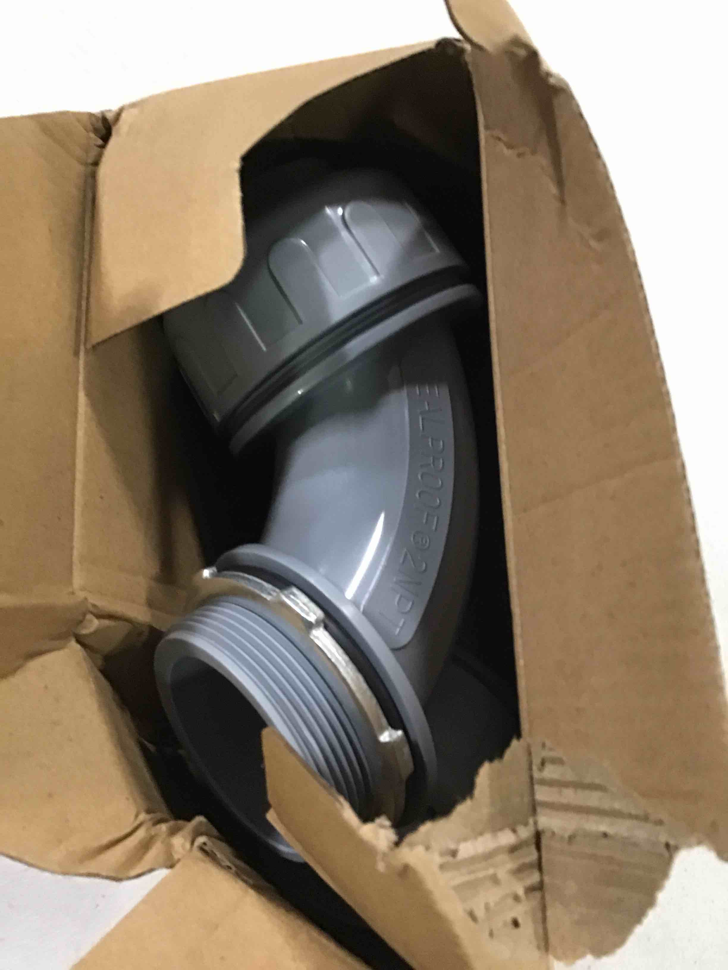 https://s3.amazonaws.com/lotting-images-prod/bidfta/BLU6626694_1717240151313.jpeg
