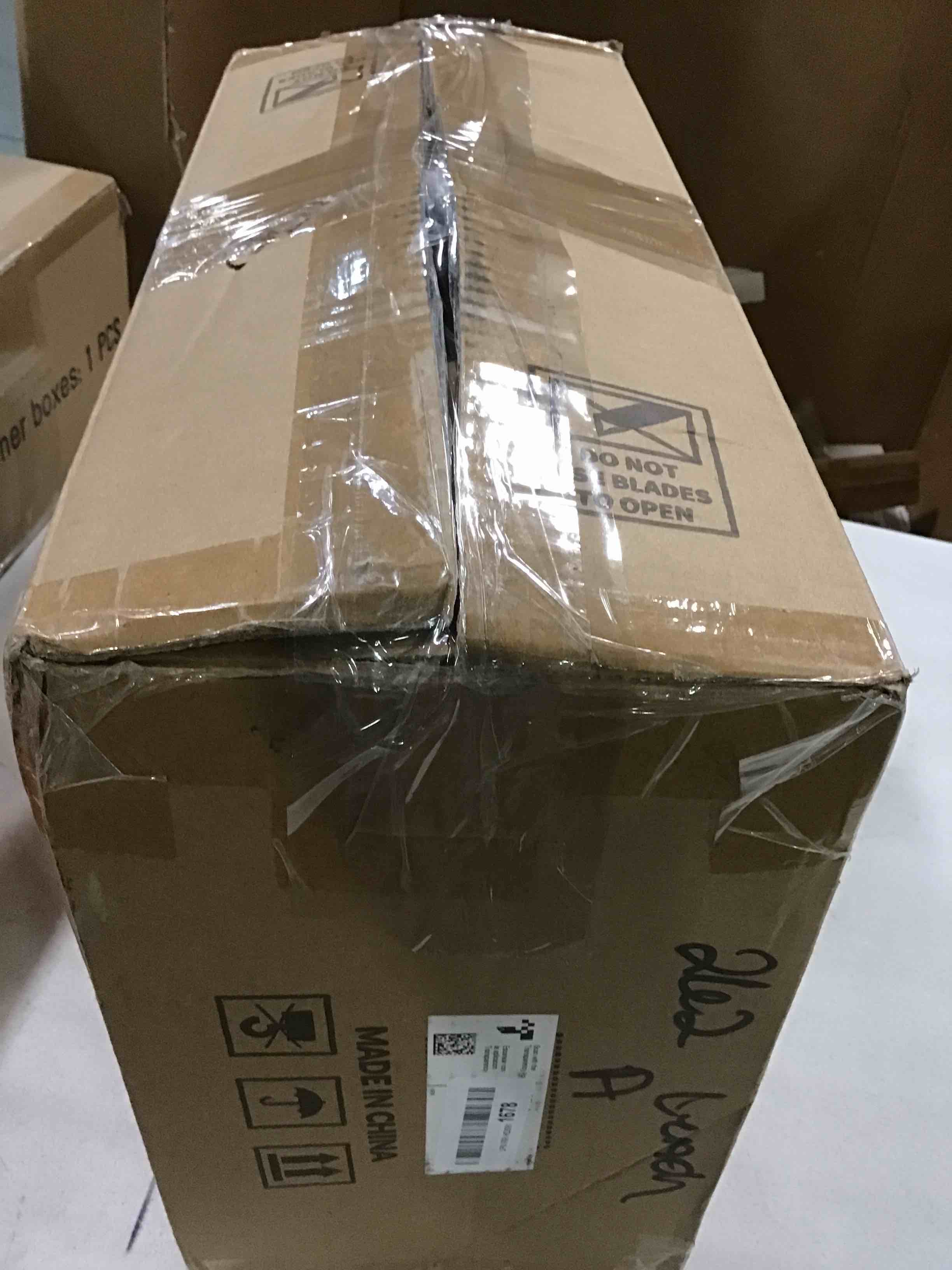 https://s3.amazonaws.com/lotting-images-prod/bidfta/BLU6626695_1717240243777.jpeg