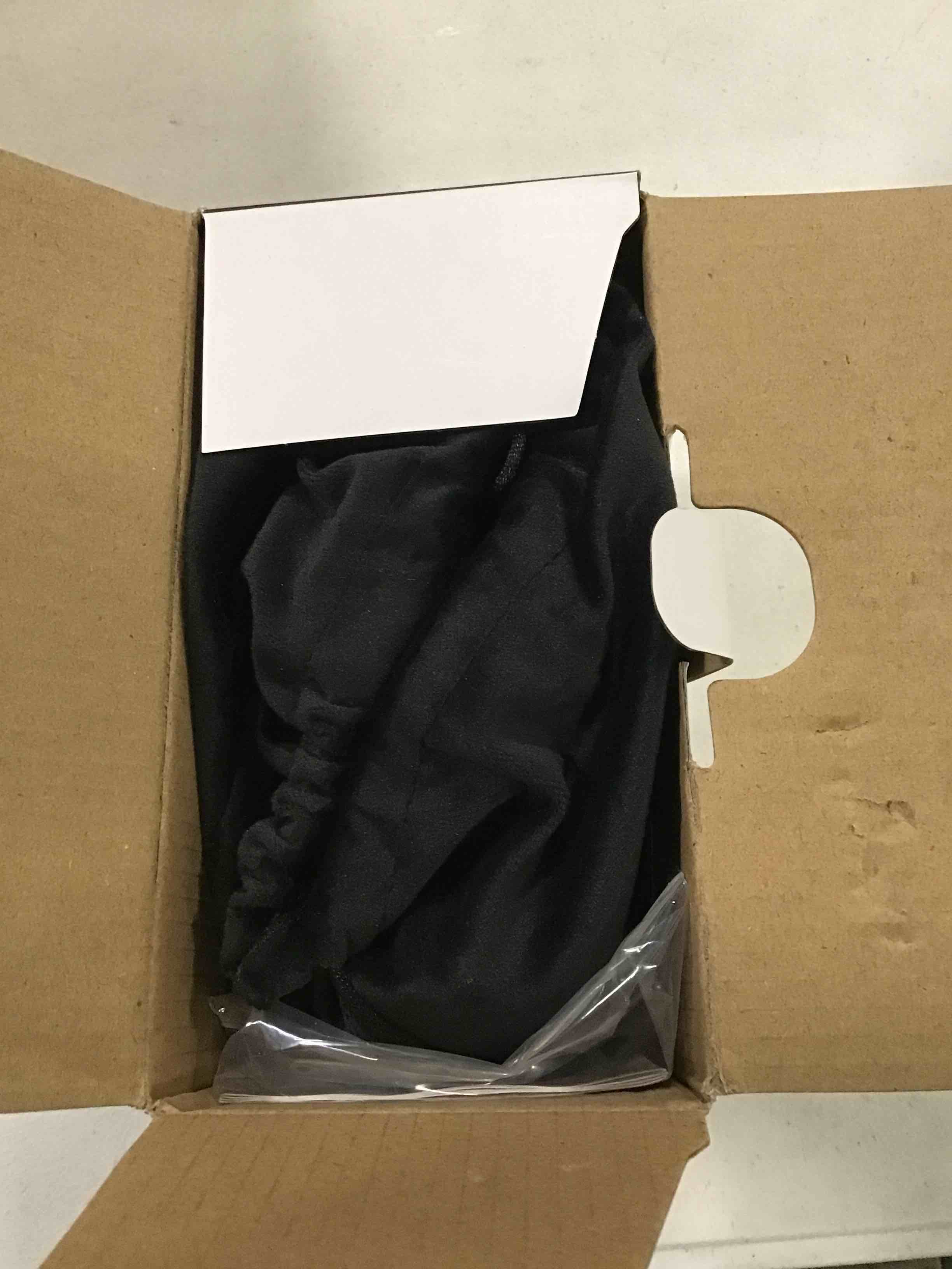 https://s3.amazonaws.com/lotting-images-prod/bidfta/BLU6626760_1717244327478.jpeg