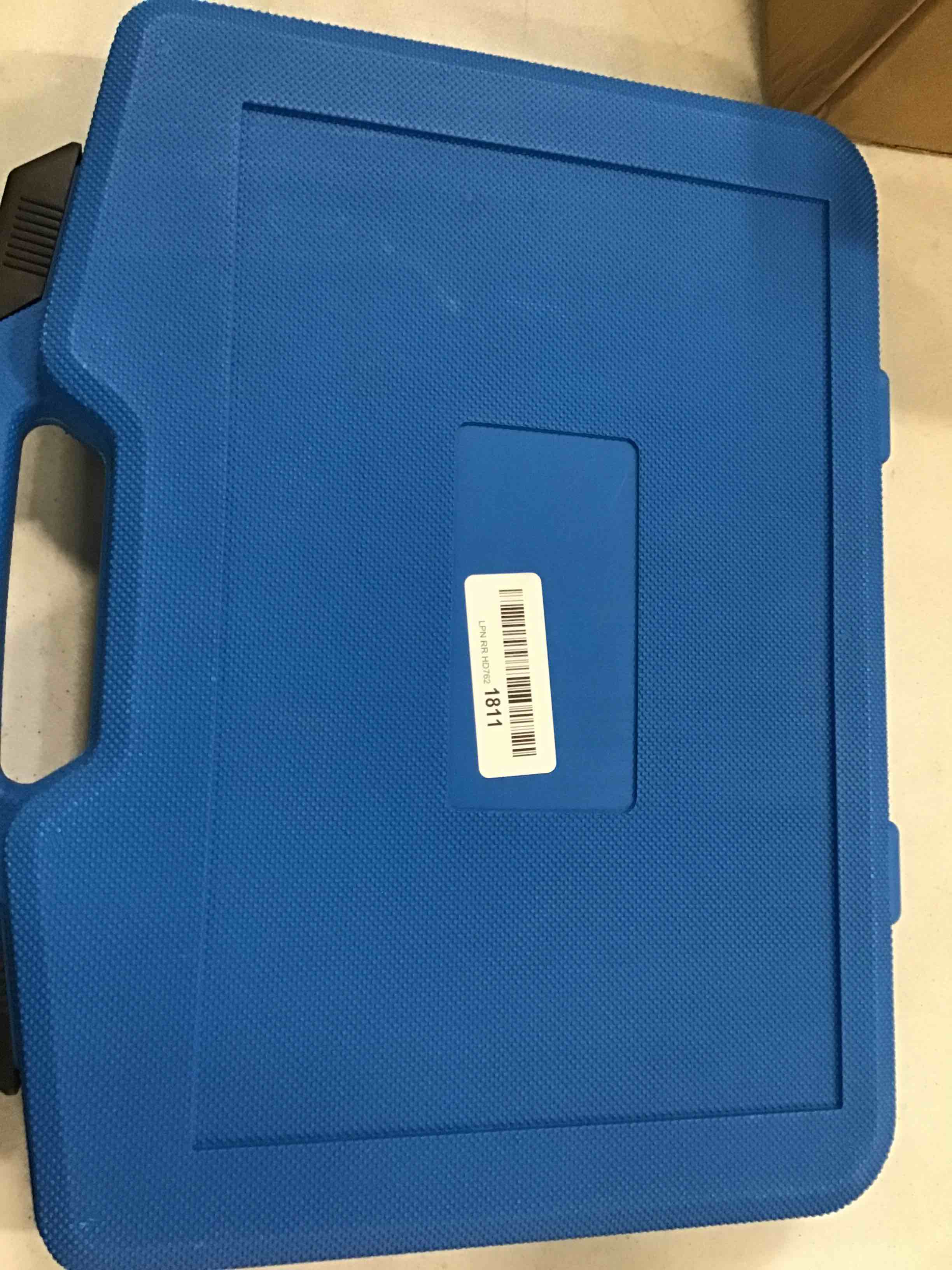 https://s3.amazonaws.com/lotting-images-prod/bidfta/BLU6626762_1717244460470.jpeg