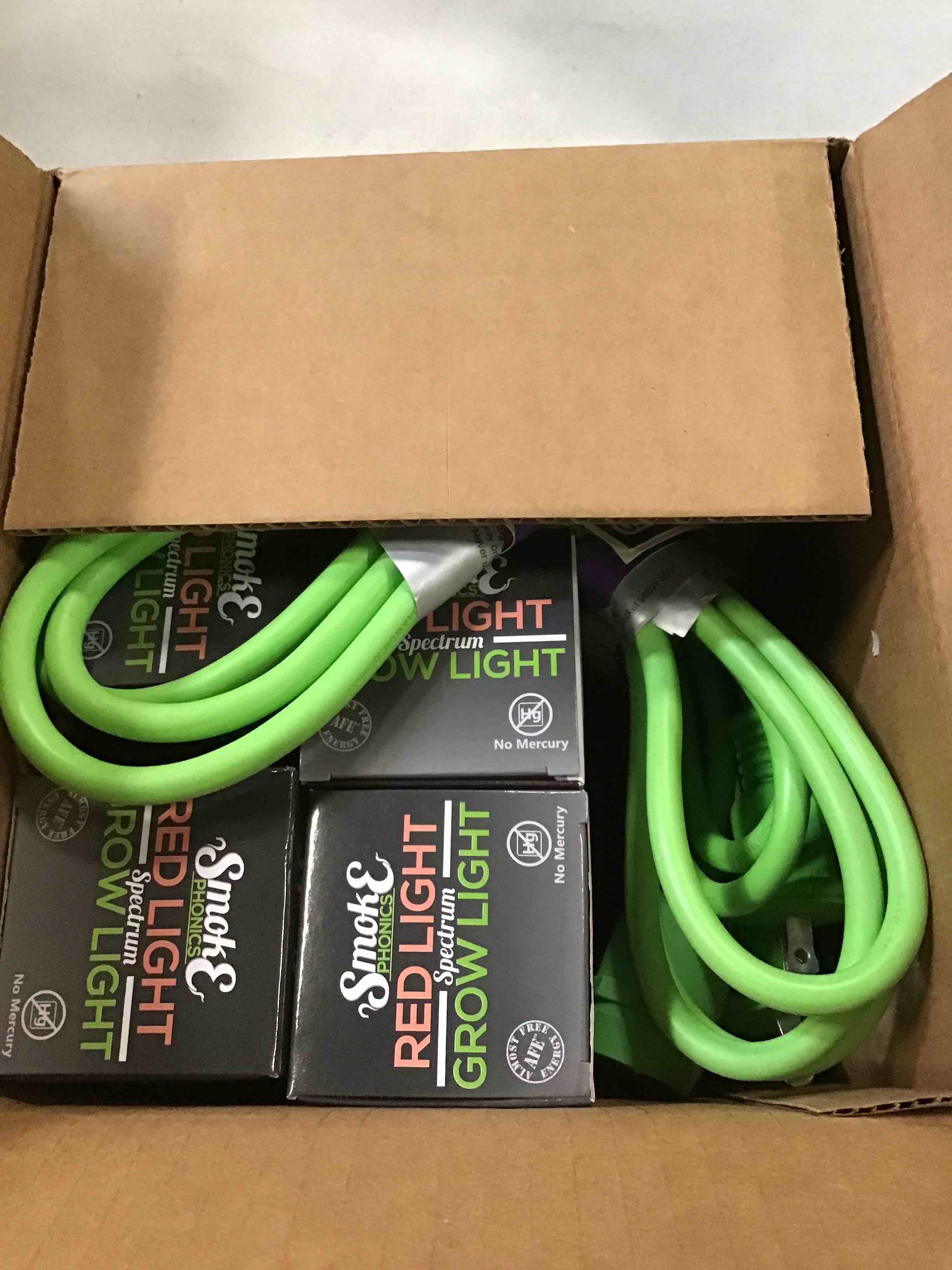 https://s3.amazonaws.com/lotting-images-prod/bidfta/BLU6626792_1717249180446.jpeg