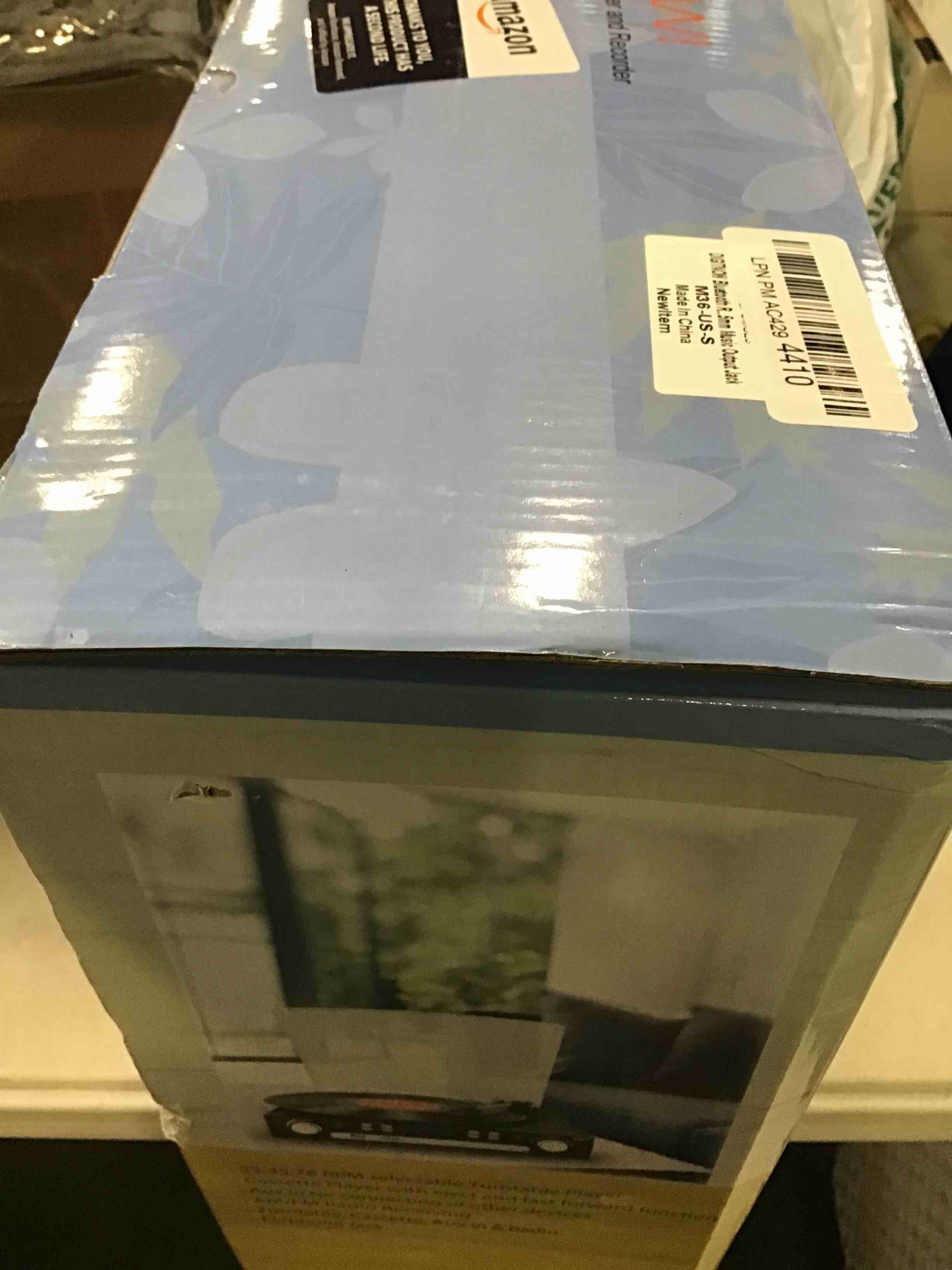 https://s3.amazonaws.com/lotting-images-prod/bidfta/BLU6626833_1717253540494.jpeg