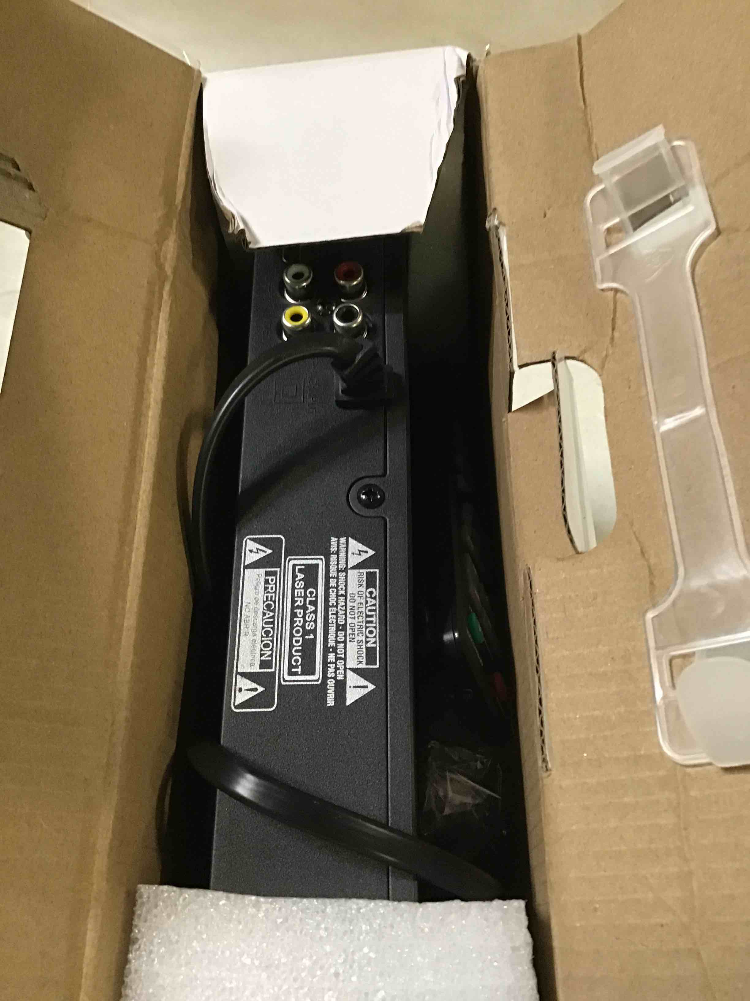 https://s3.amazonaws.com/lotting-images-prod/bidfta/BLU6627335_1717442765181.jpeg
