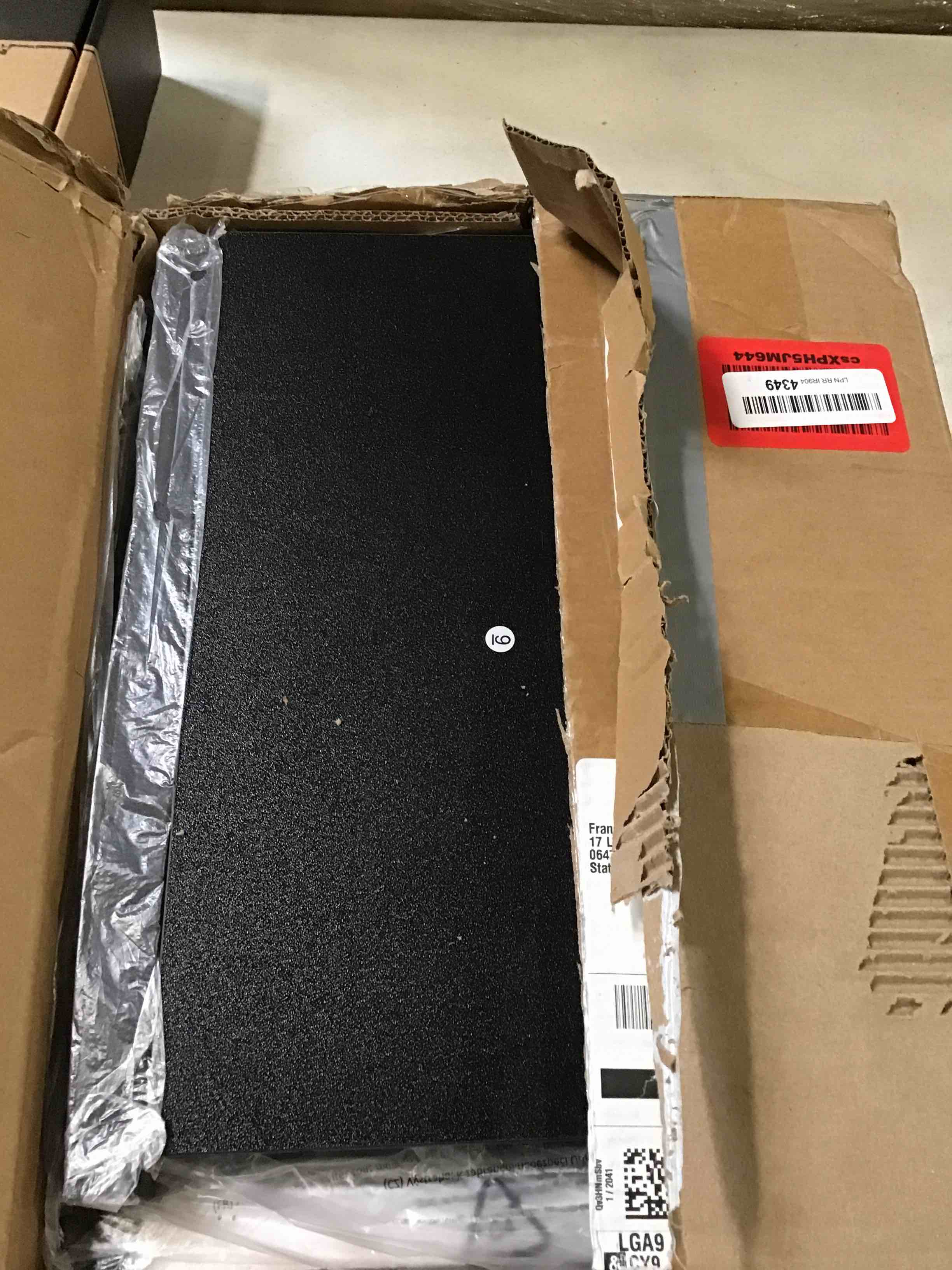 https://s3.amazonaws.com/lotting-images-prod/bidfta/BLU6627348_1717443923668.jpeg