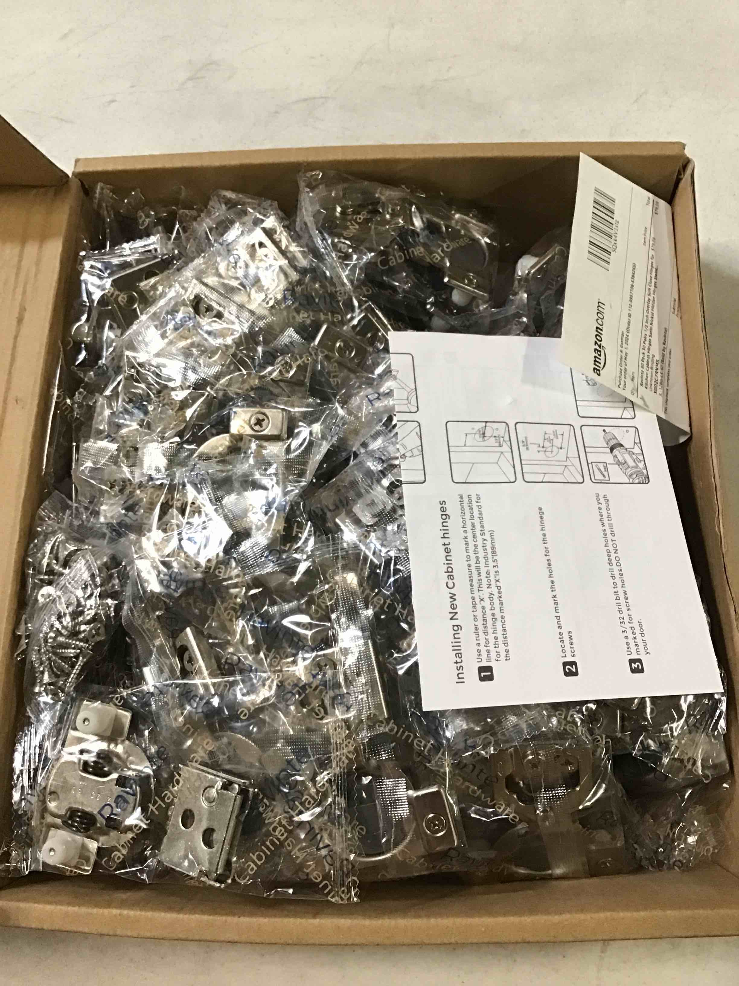 https://s3.amazonaws.com/lotting-images-prod/bidfta/BLU6627370_1717445653394.jpeg