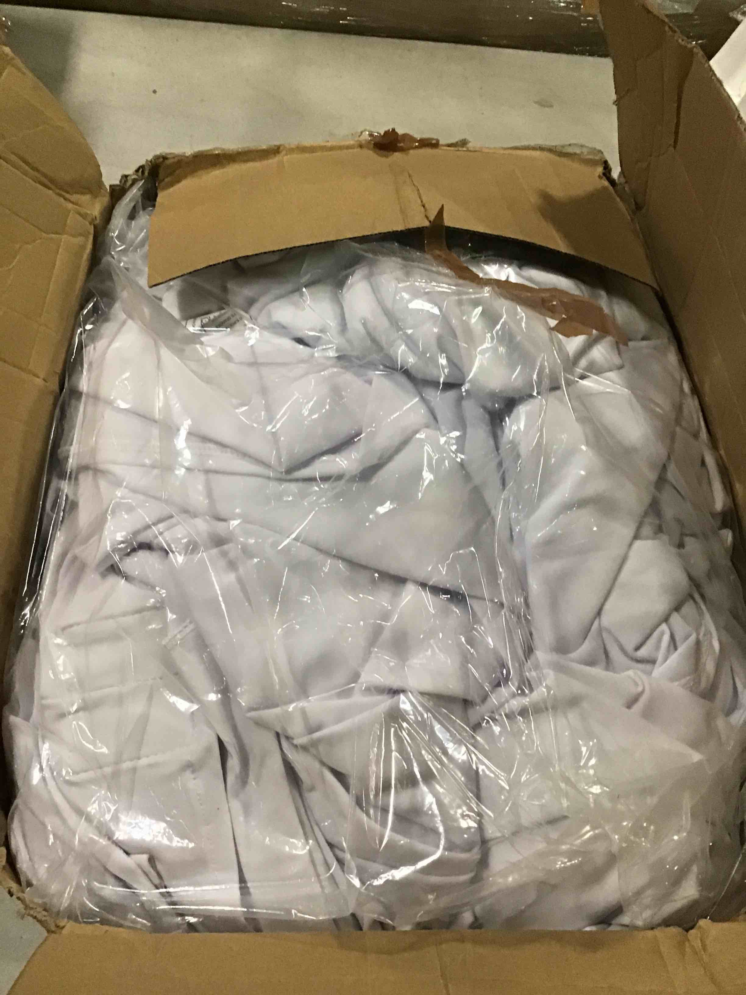 https://s3.amazonaws.com/lotting-images-prod/bidfta/BLU6627389_1717500610241.jpeg
