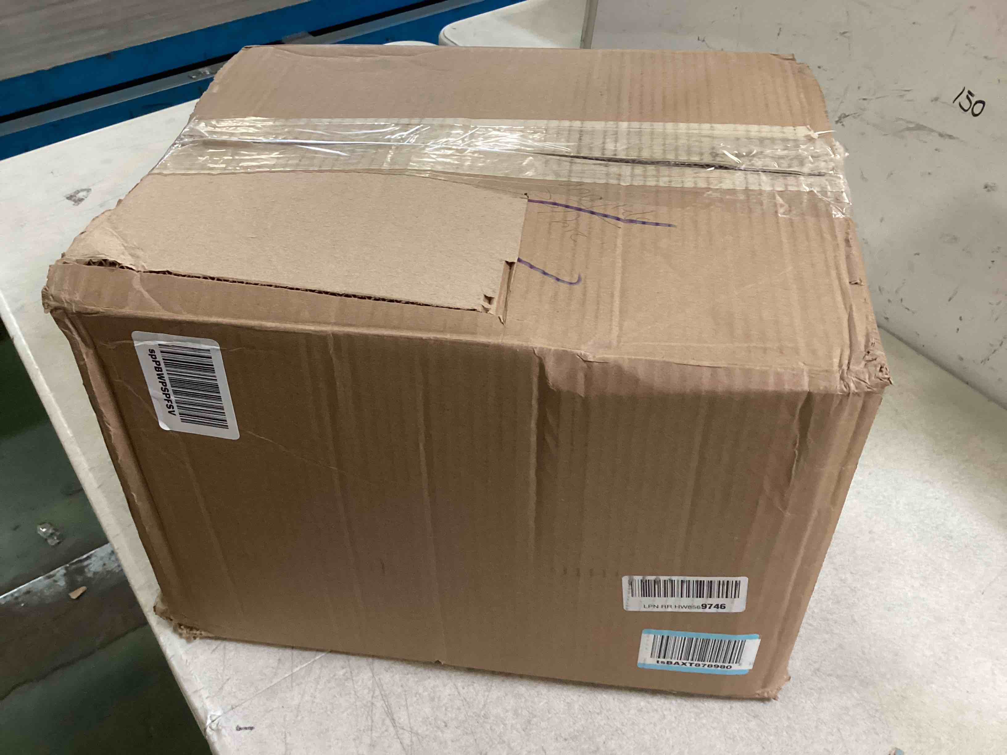 https://s3.amazonaws.com/lotting-images-prod/bidfta/BLU6629608_1717517243544.jpeg