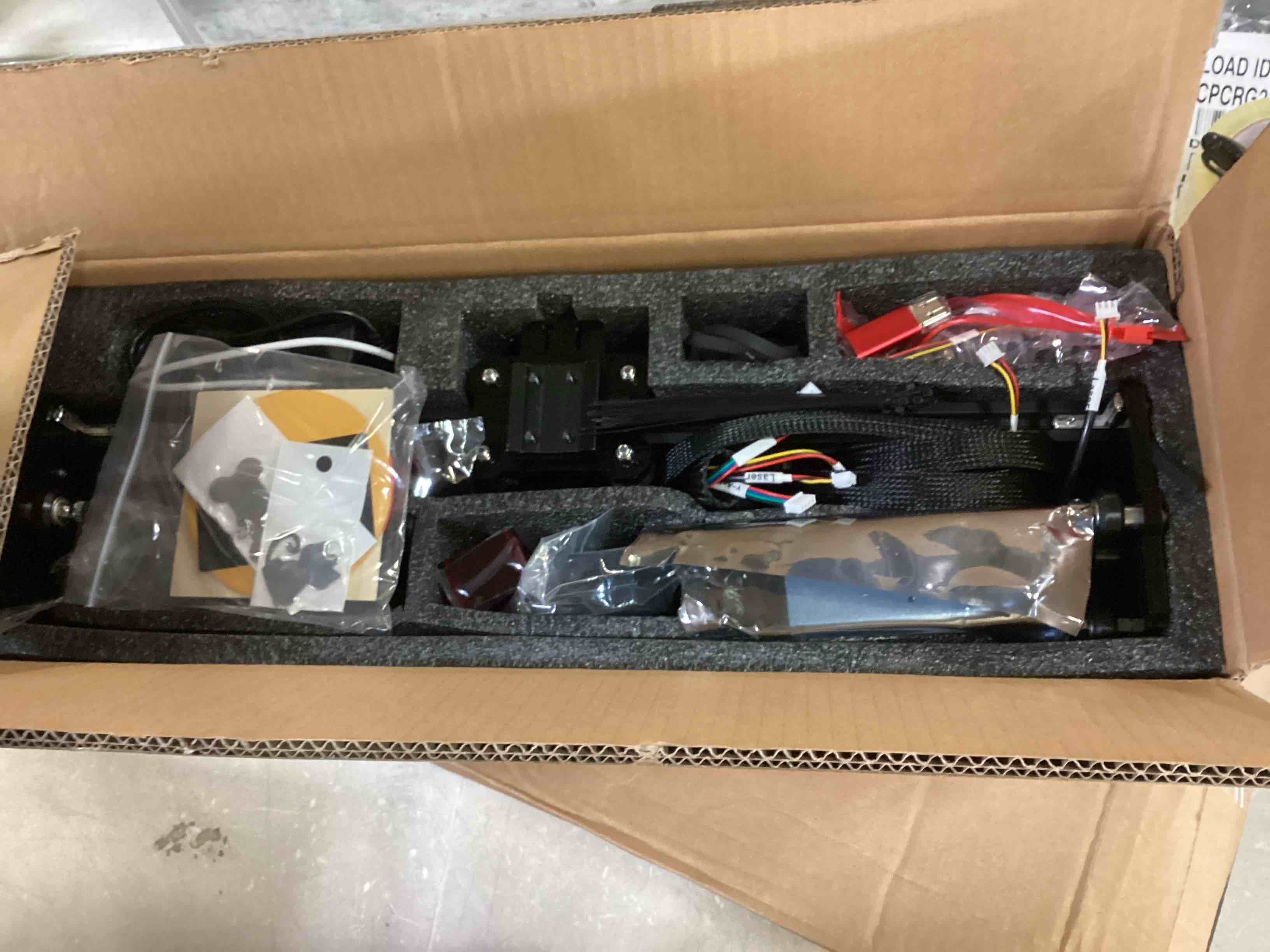 https://s3.amazonaws.com/lotting-images-prod/bidfta/BLU6629837_1717603985346.jpeg