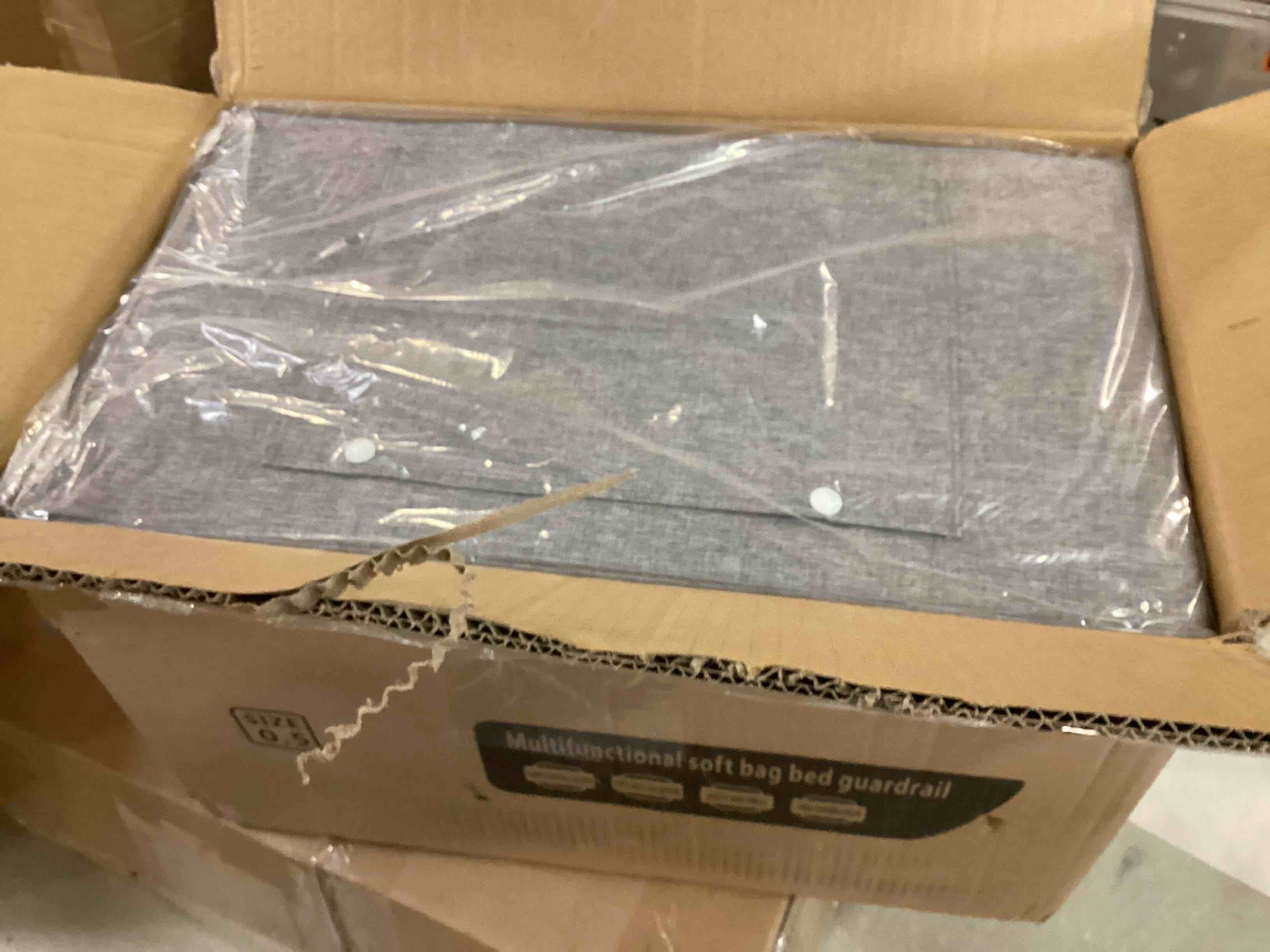 https://s3.amazonaws.com/lotting-images-prod/bidfta/BLU6629870_1717610477351.jpeg