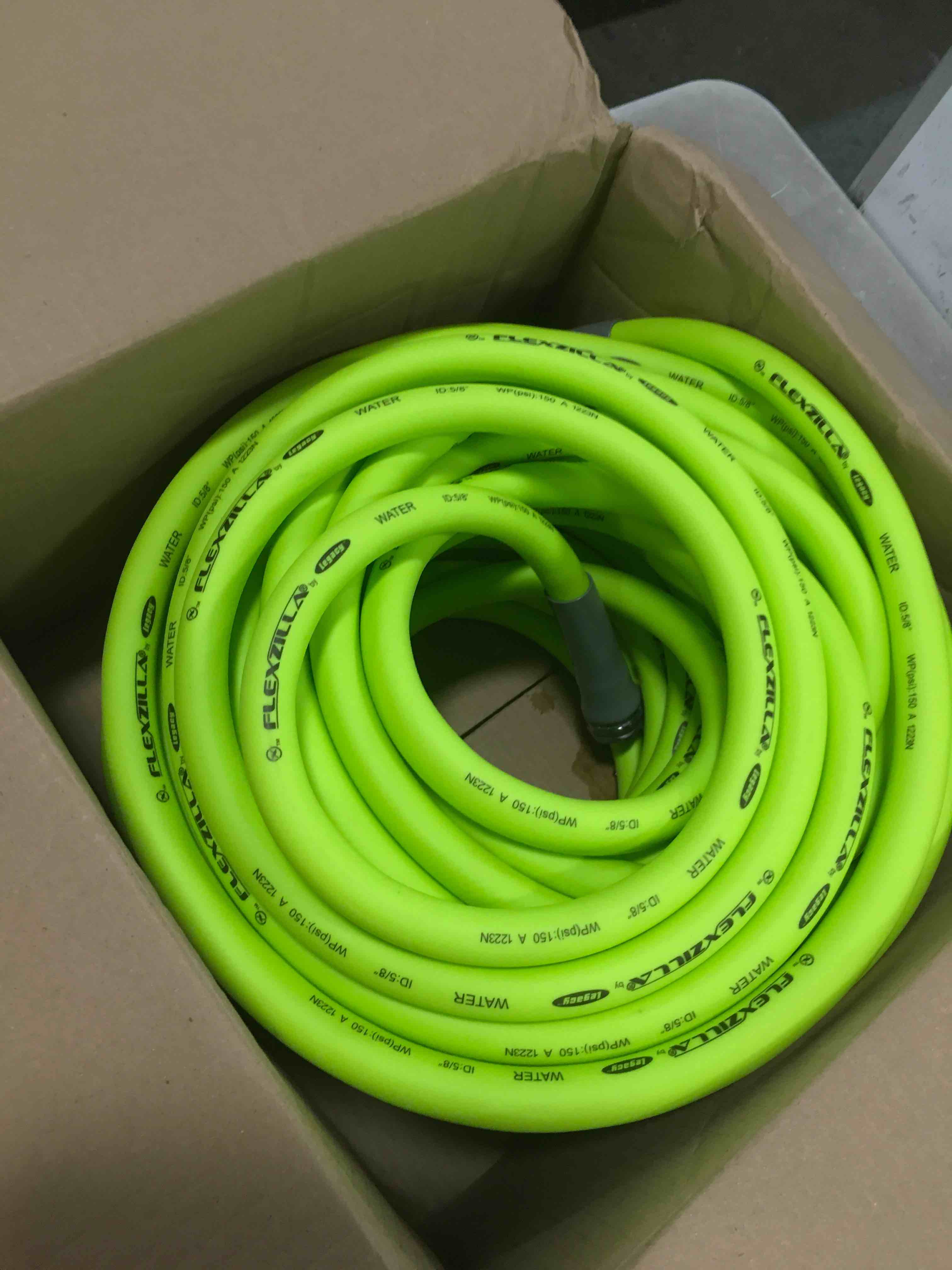 https://s3.amazonaws.com/lotting-images-prod/bidfta/BLU6630470_1717416114810.jpeg