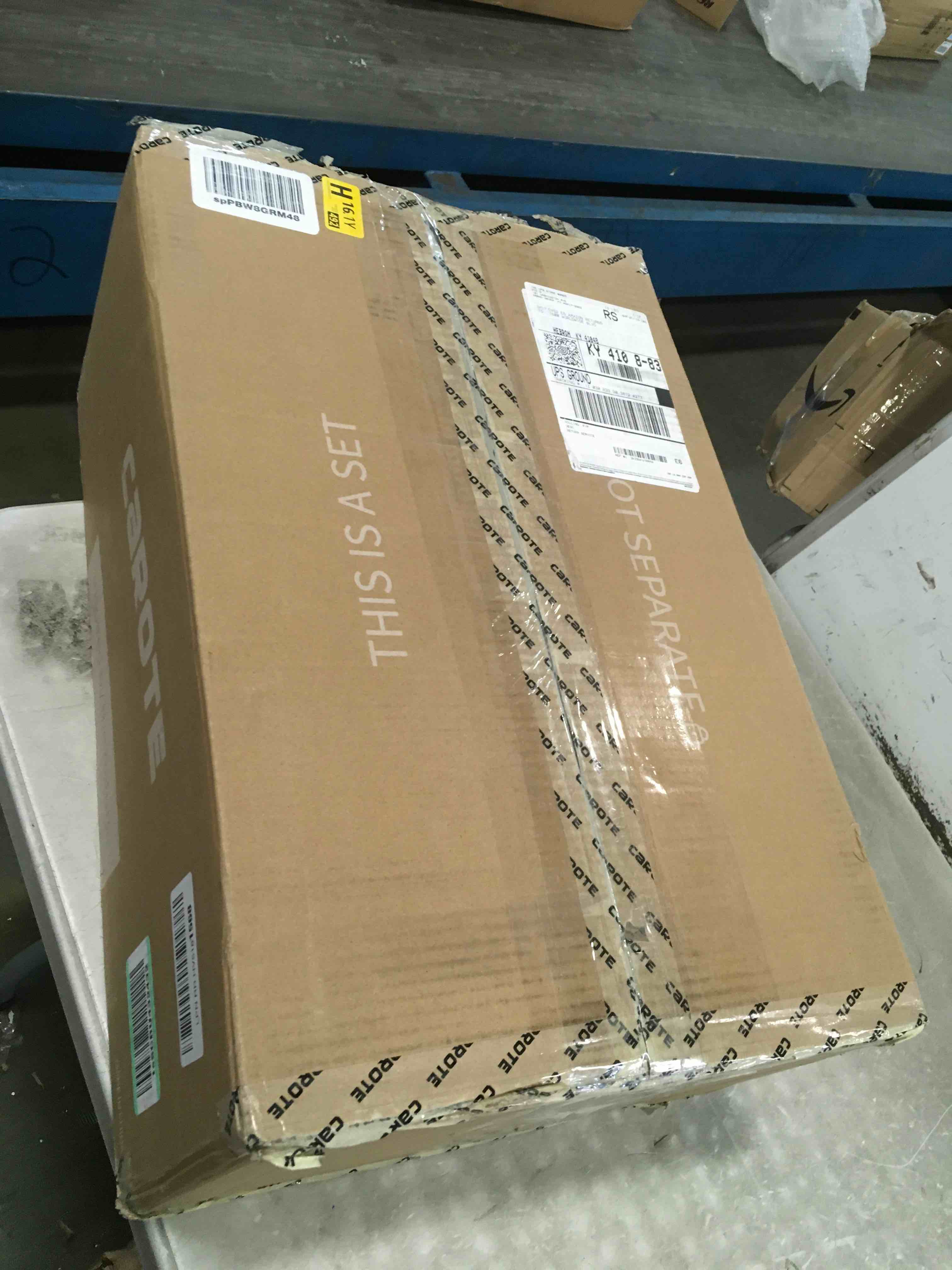 https://s3.amazonaws.com/lotting-images-prod/bidfta/BLU6630586_1717429704788.jpeg