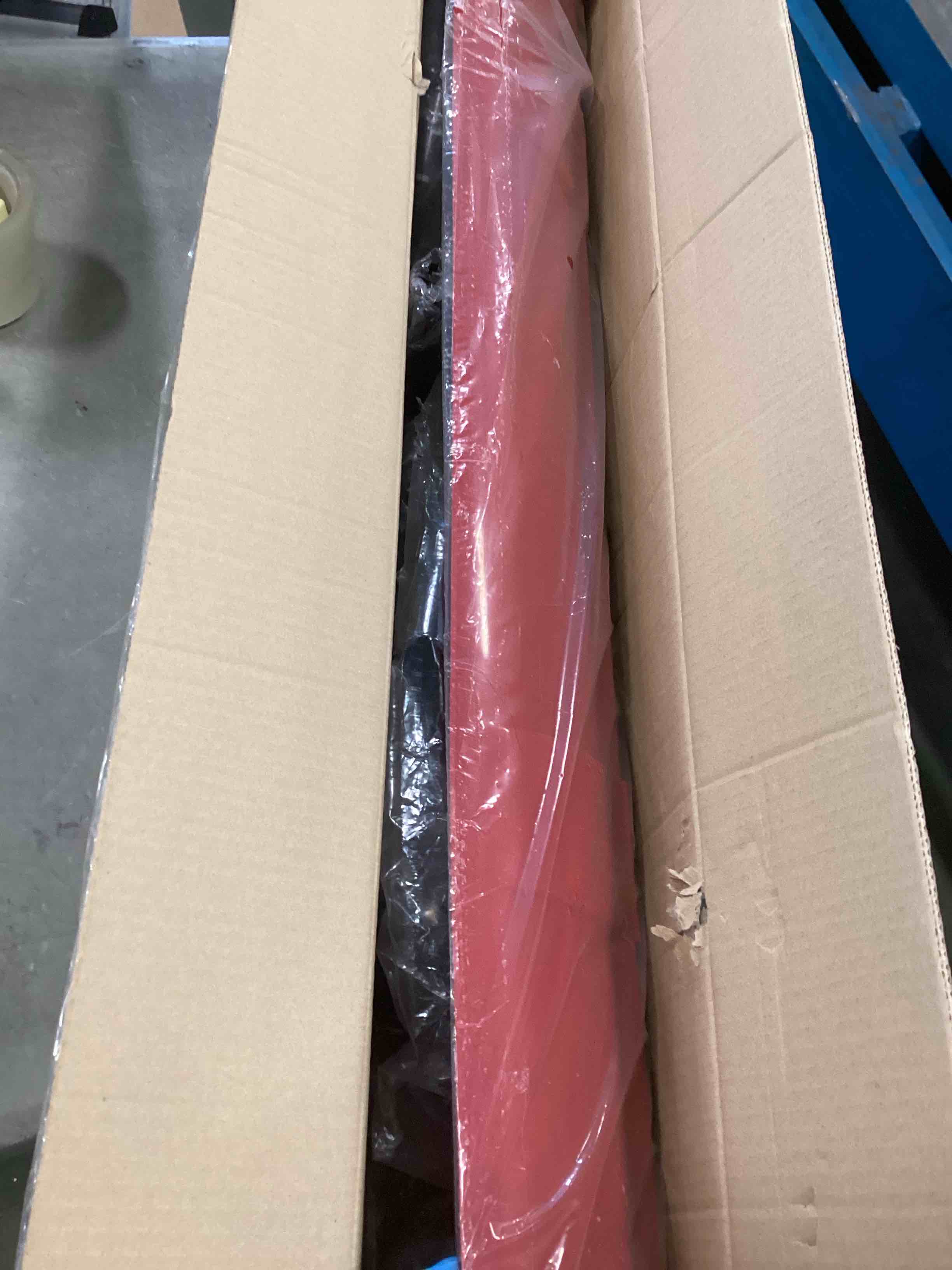 https://s3.amazonaws.com/lotting-images-prod/bidfta/BLU6631871_1718027744817.jpeg