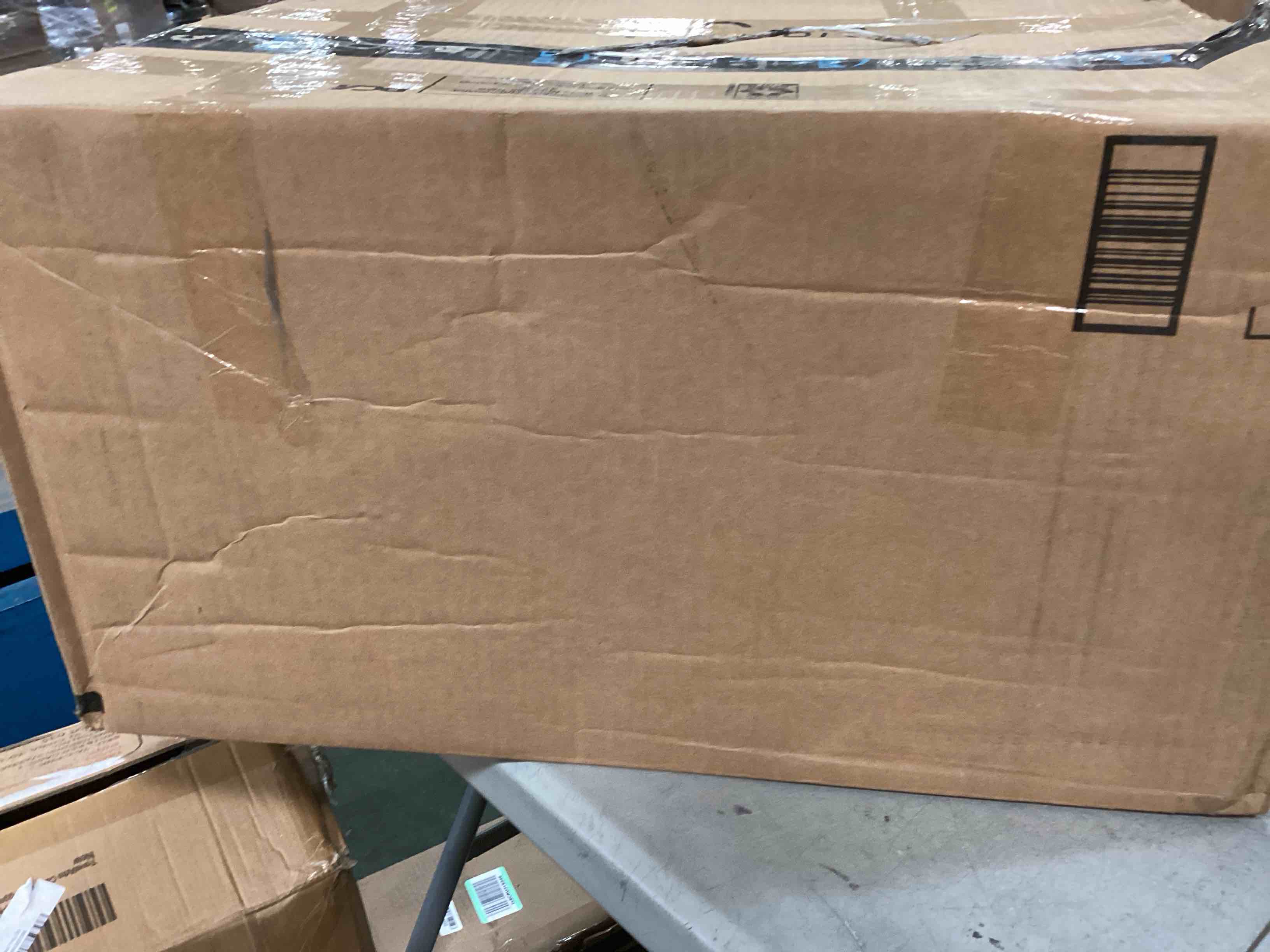 https://s3.amazonaws.com/lotting-images-prod/bidfta/BLU6632529_1719539040477.jpeg