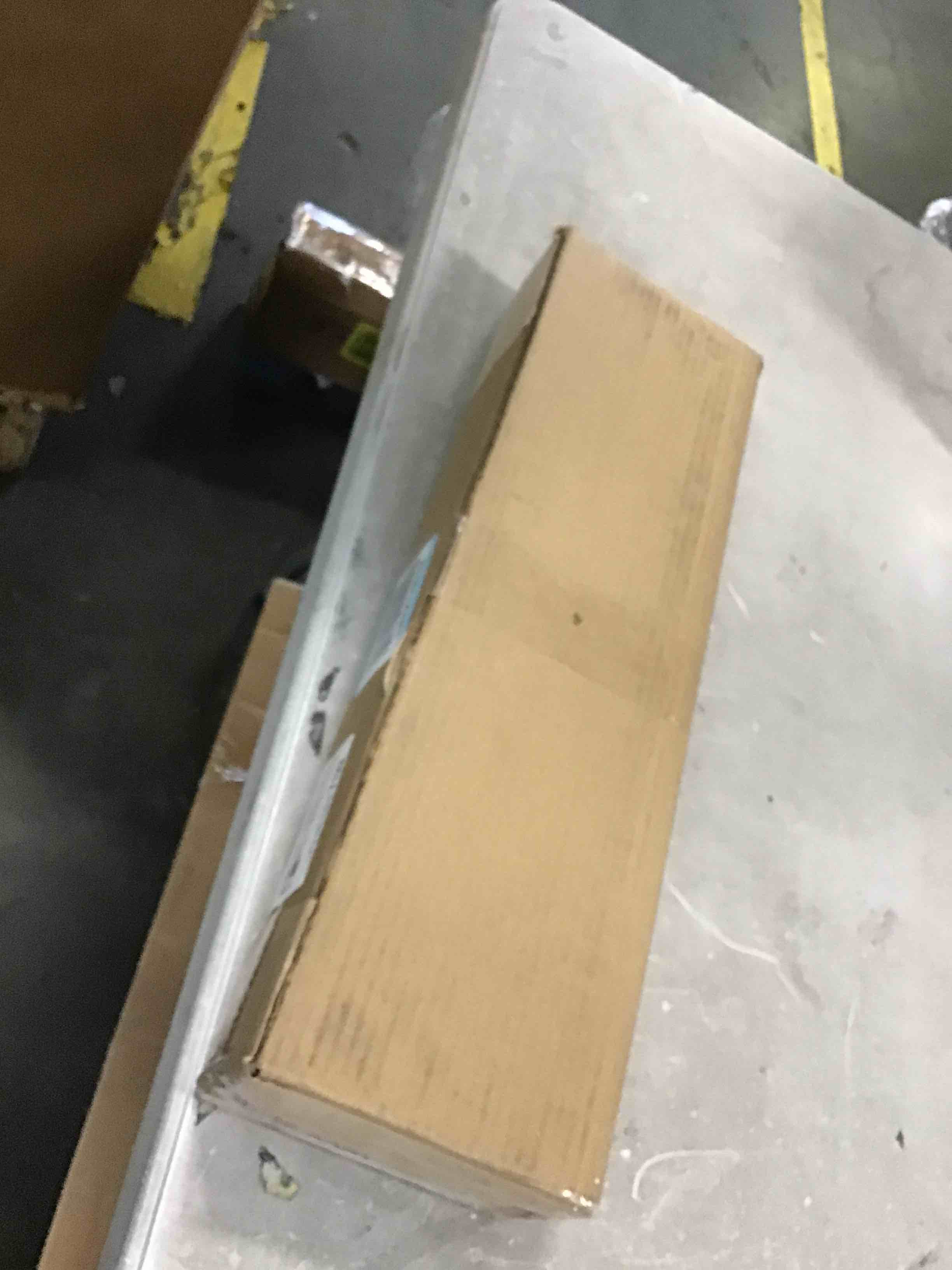 https://s3.amazonaws.com/lotting-images-prod/bidfta/BLU6632763_1719586545839.jpeg