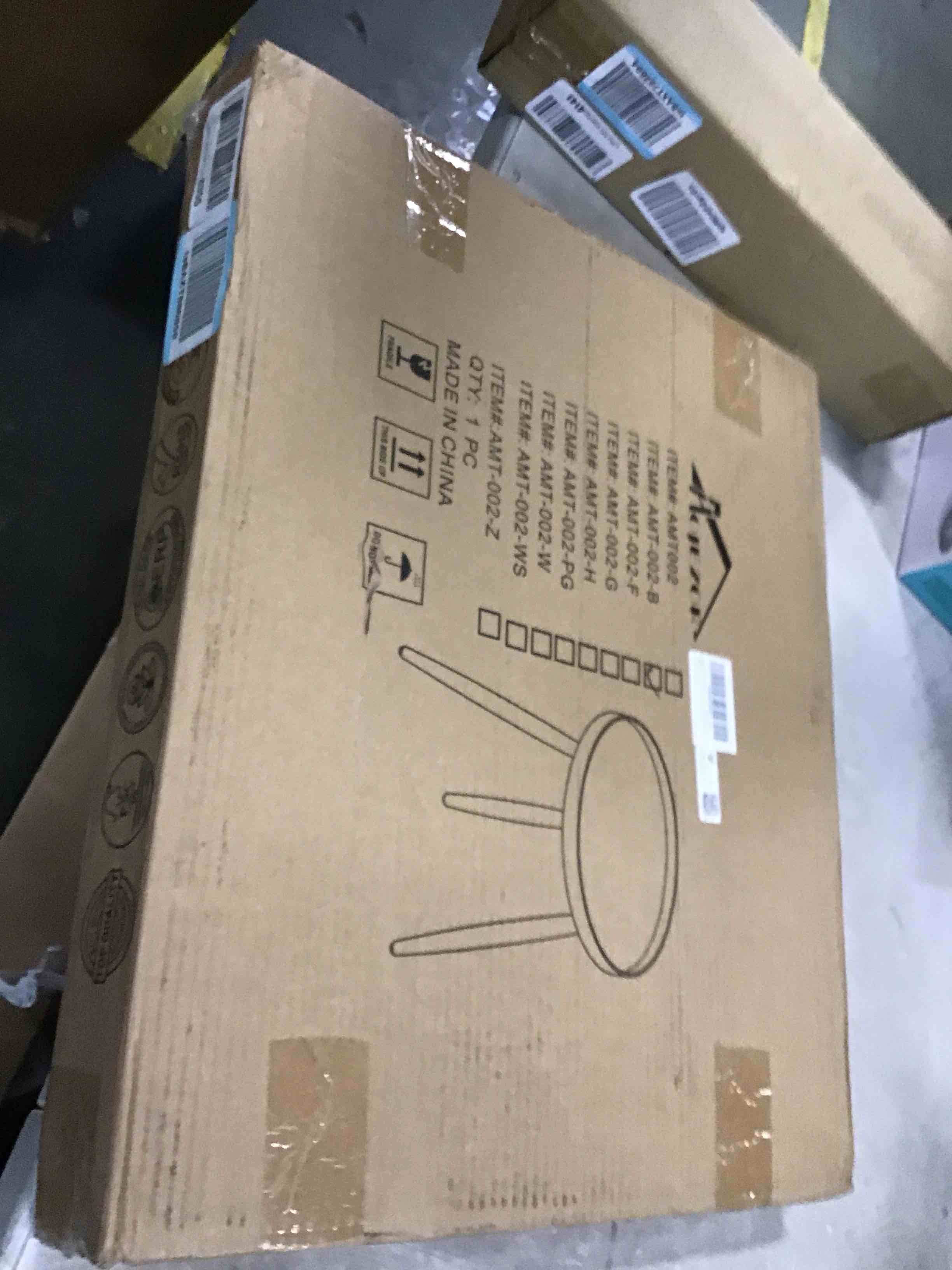 https://s3.amazonaws.com/lotting-images-prod/bidfta/BLU6632766_1719586721882.jpeg