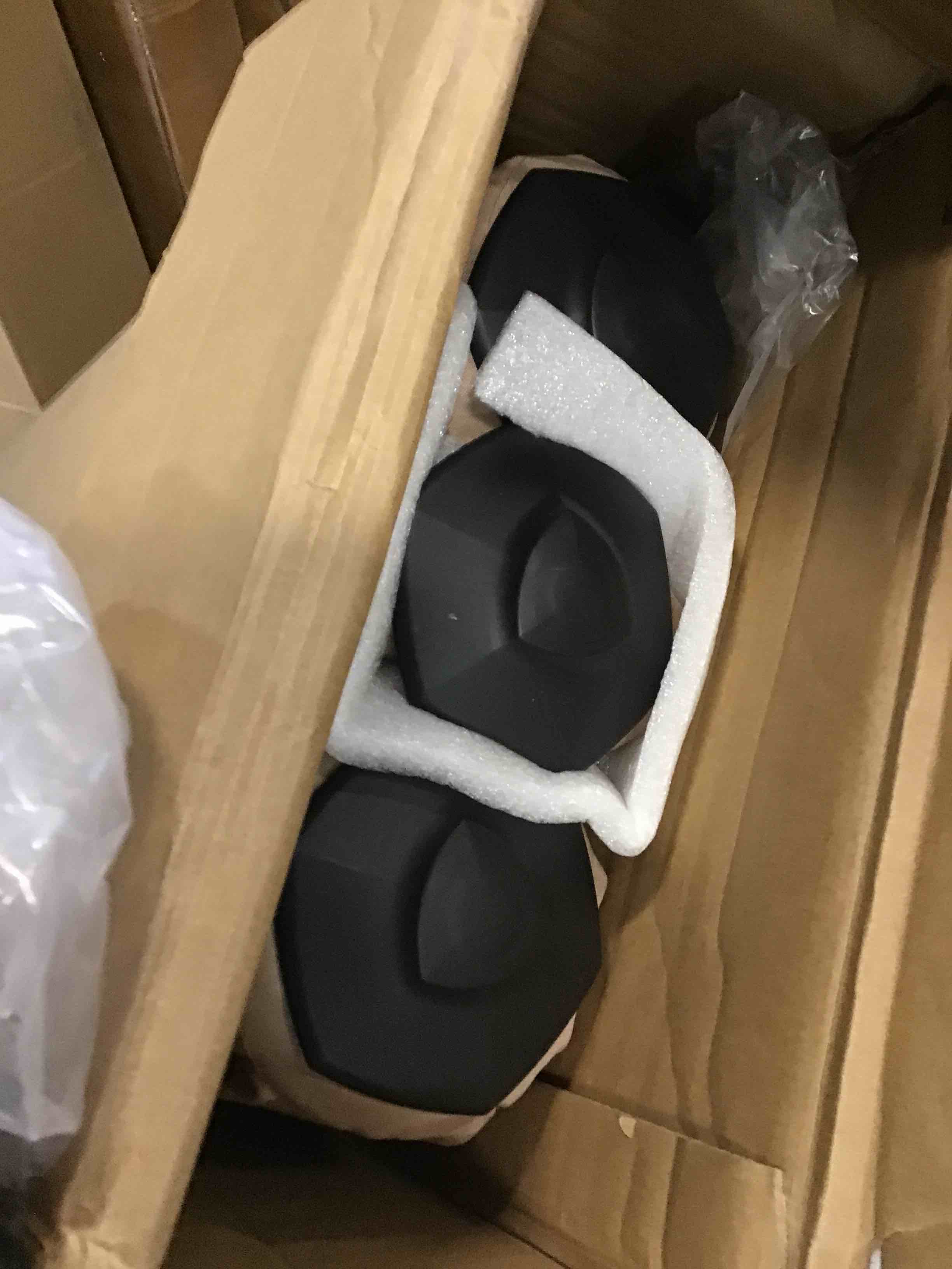 https://s3.amazonaws.com/lotting-images-prod/bidfta/BLU6632780_1719587627151.jpeg