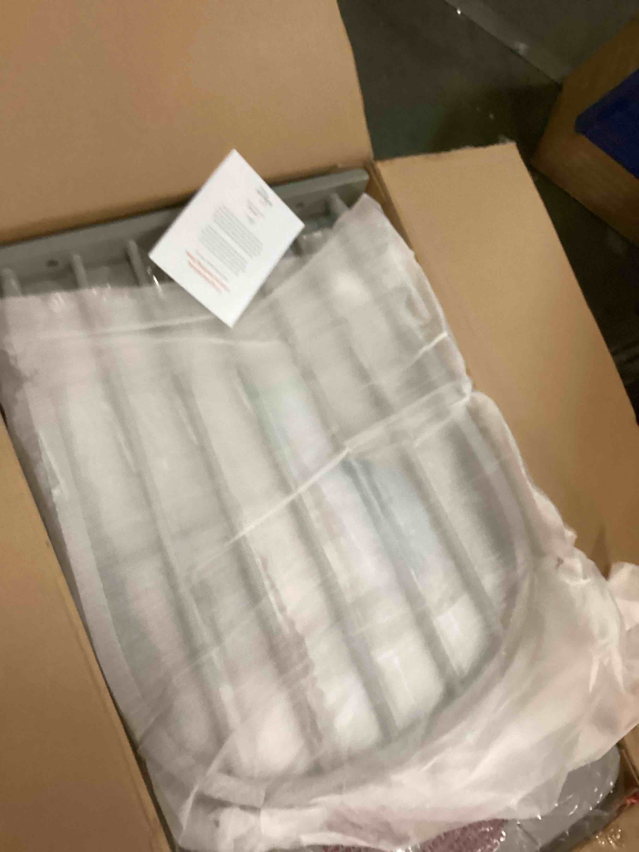 https://s3.amazonaws.com/lotting-images-prod/bidfta/BLU6633320_1719982242945.jpeg