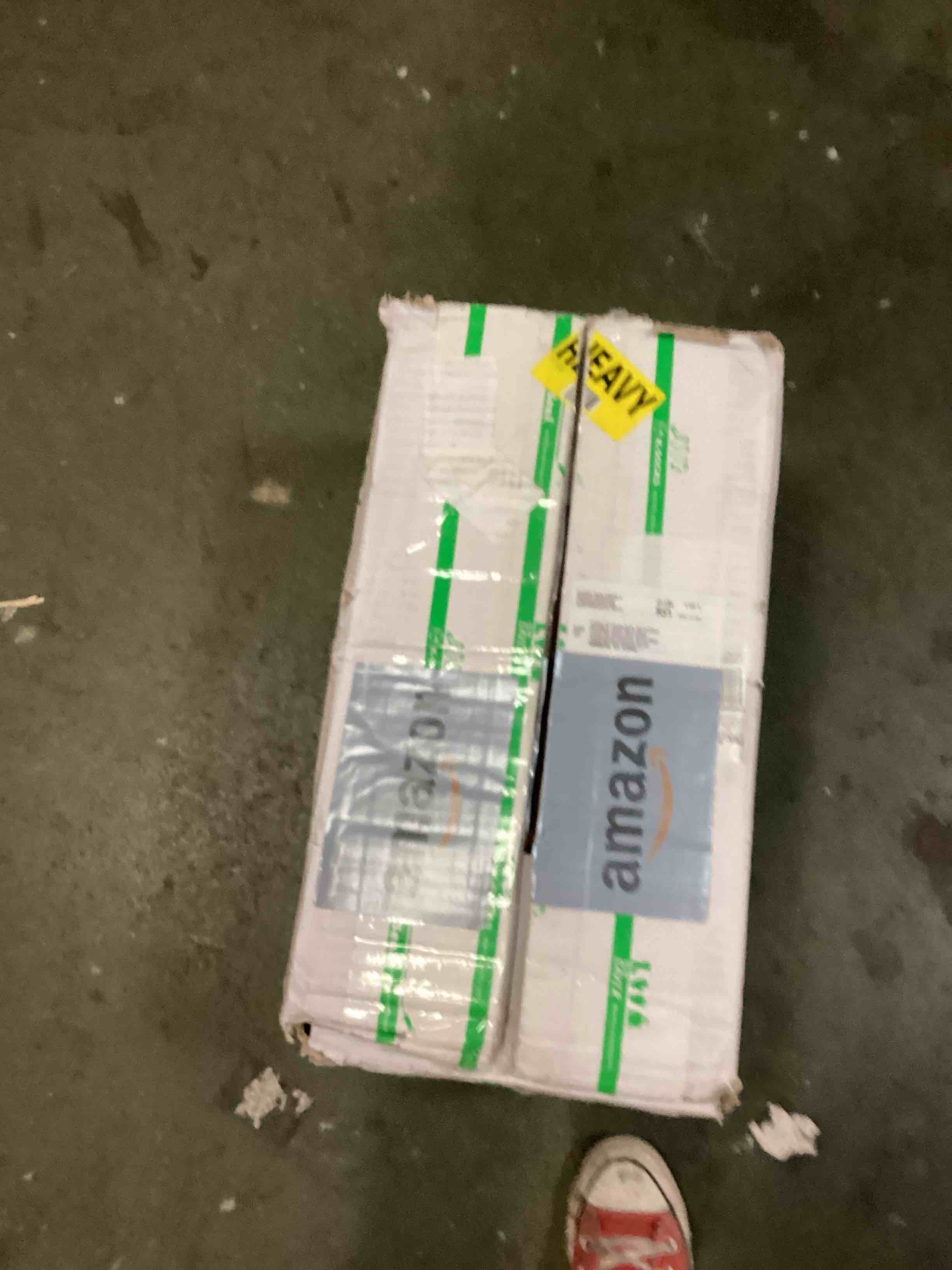 https://s3.amazonaws.com/lotting-images-prod/bidfta/BLU6633391_1720052489450.jpeg