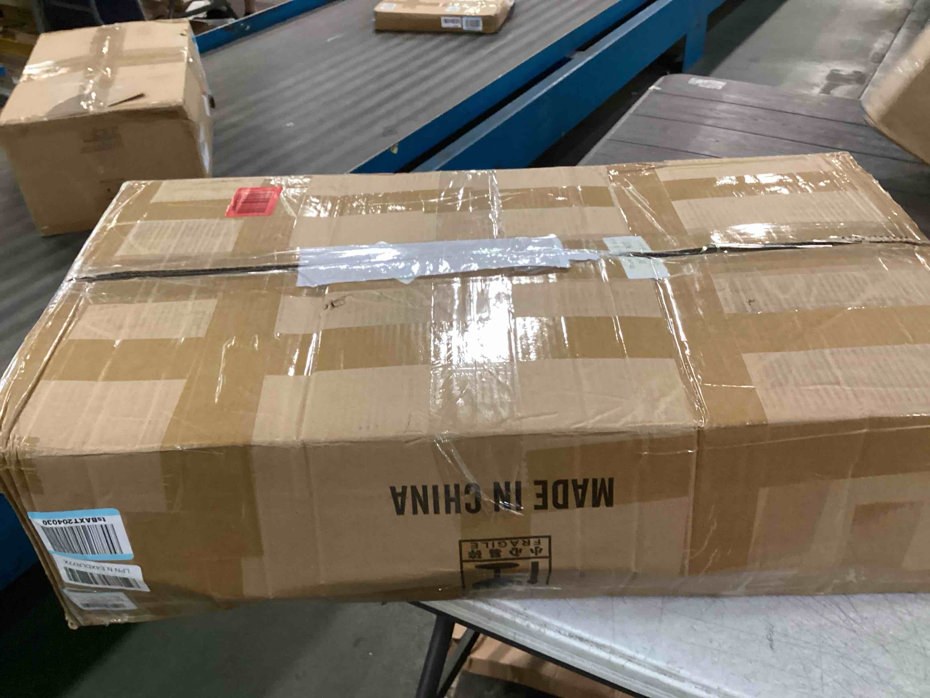 https://s3.amazonaws.com/lotting-images-prod/bidfta/BLU6633447_1720626230332.jpeg