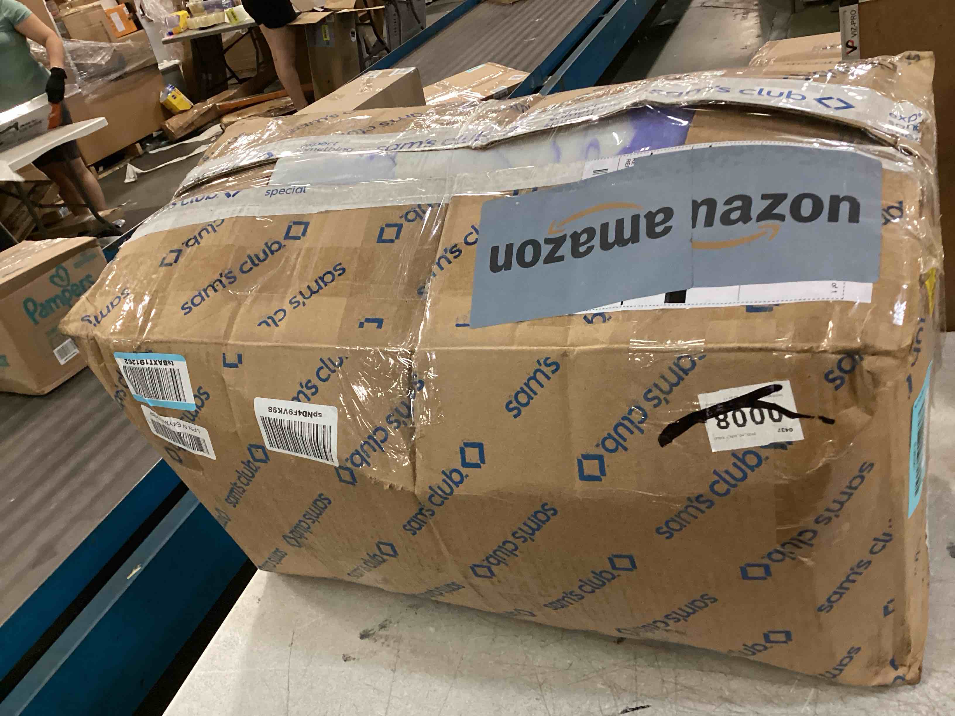 https://s3.amazonaws.com/lotting-images-prod/bidfta/BLU6633471_1720629185494.jpeg