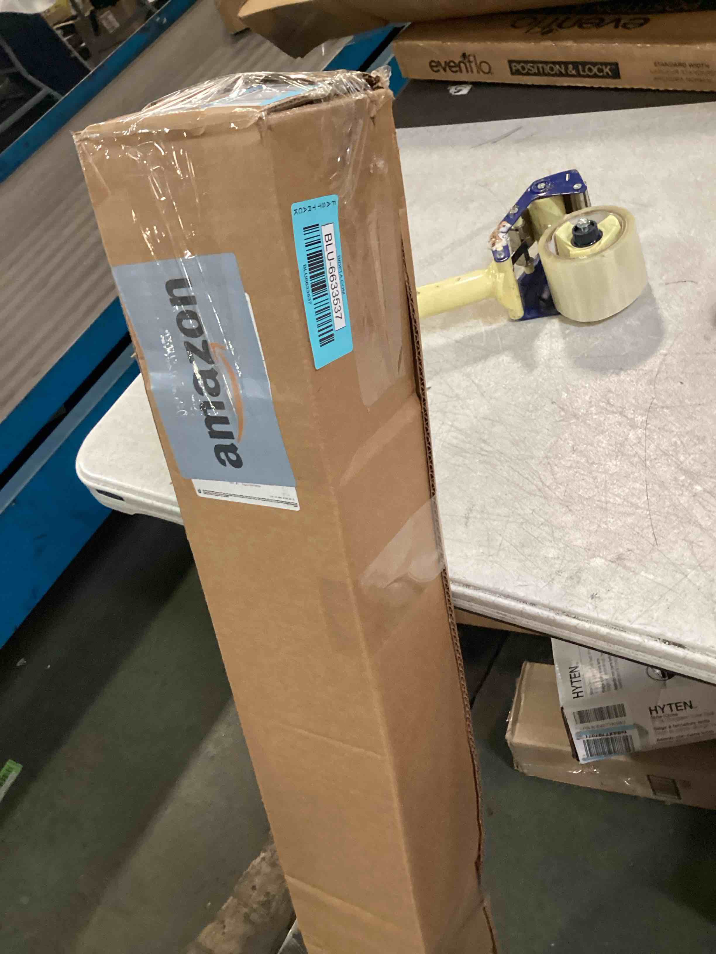 https://s3.amazonaws.com/lotting-images-prod/bidfta/BLU6633537_1720639864561.jpeg