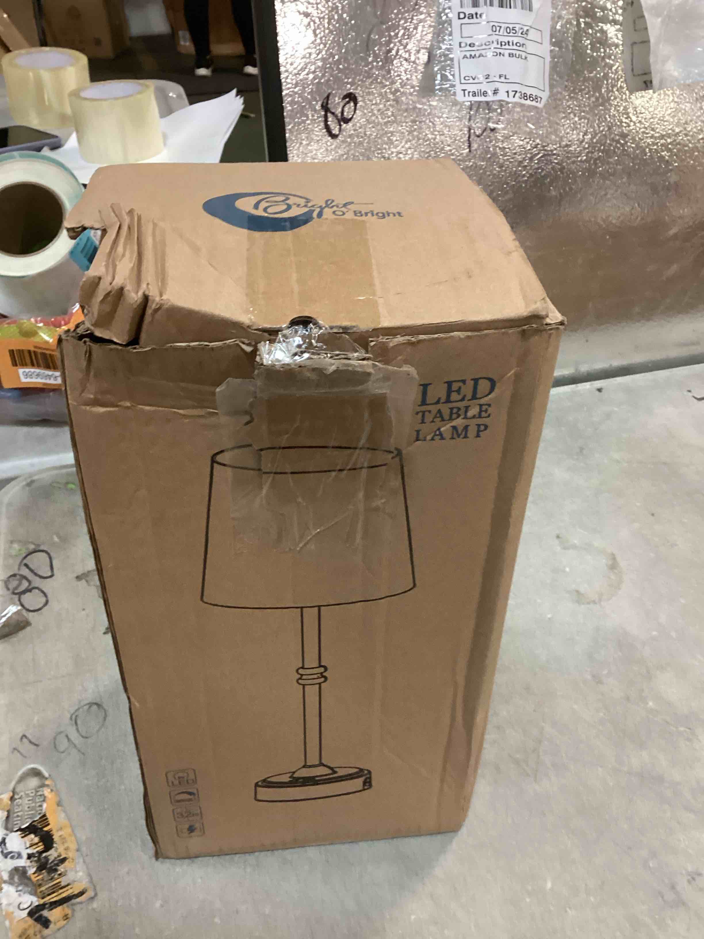https://s3.amazonaws.com/lotting-images-prod/bidfta/BLU6633982_1720750784380.jpeg