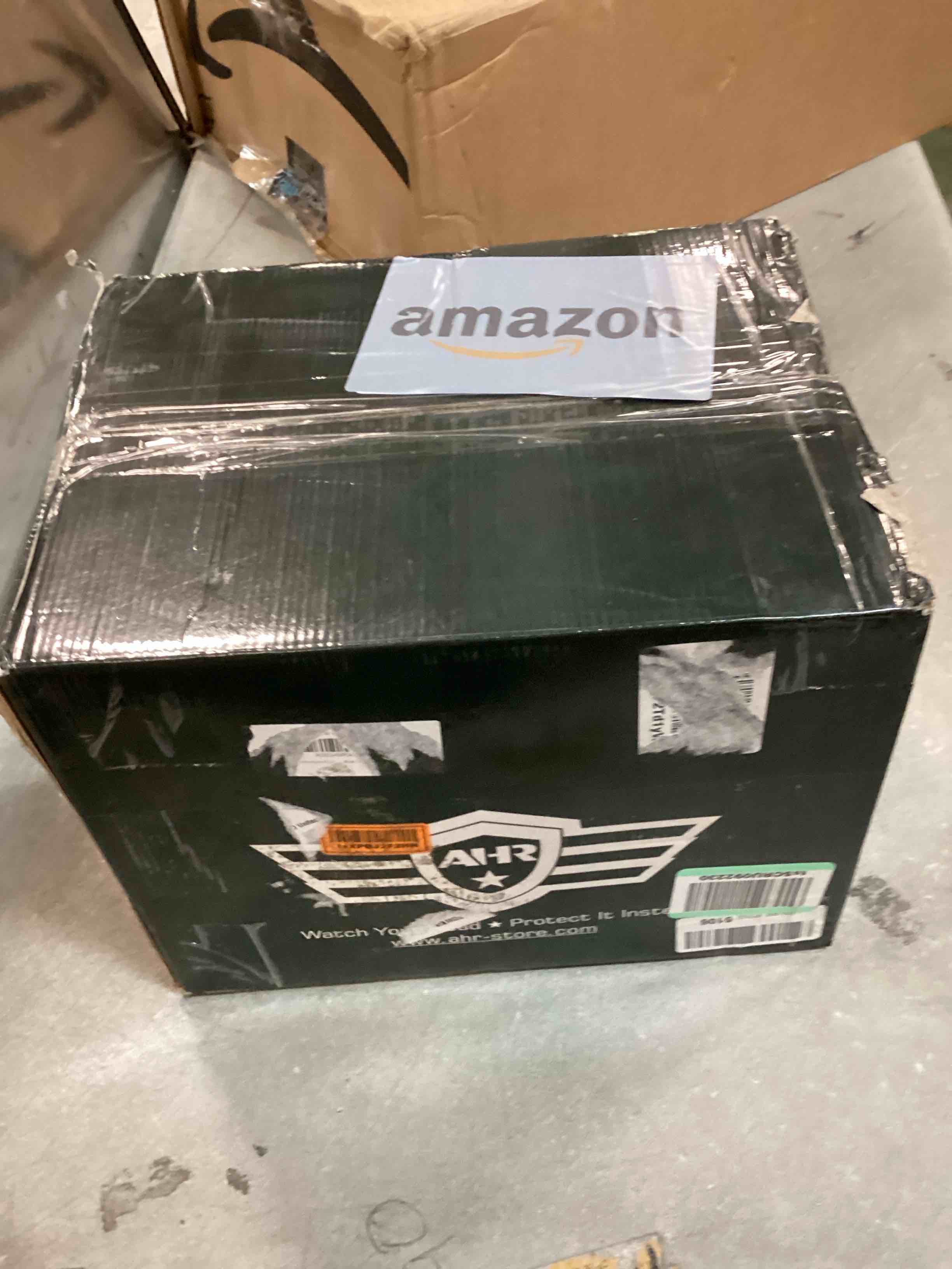 https://s3.amazonaws.com/lotting-images-prod/bidfta/BLU6633985_1720751807892.jpeg