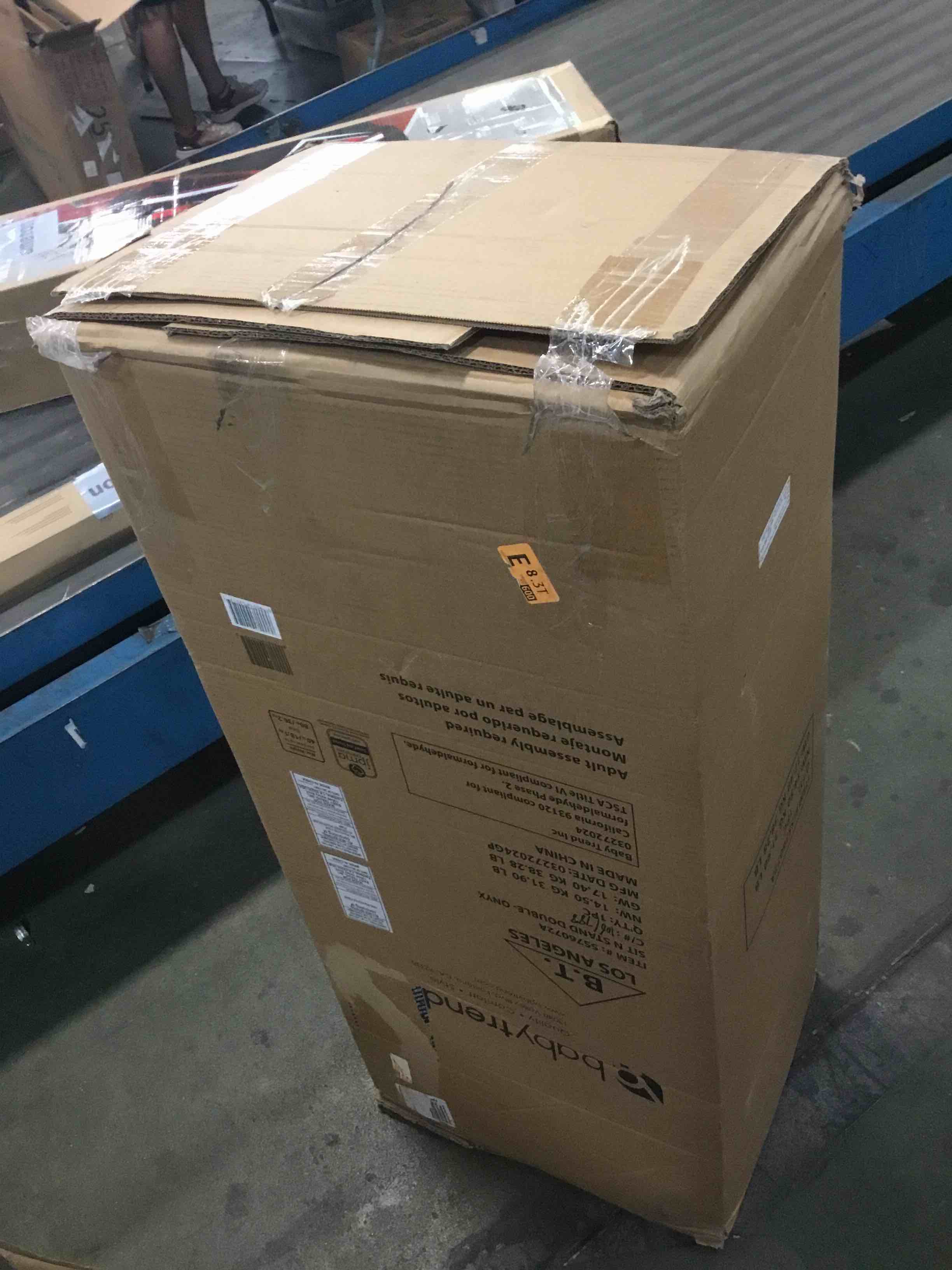 https://s3.amazonaws.com/lotting-images-prod/bidfta/BLU6634071_1720828756789.jpeg