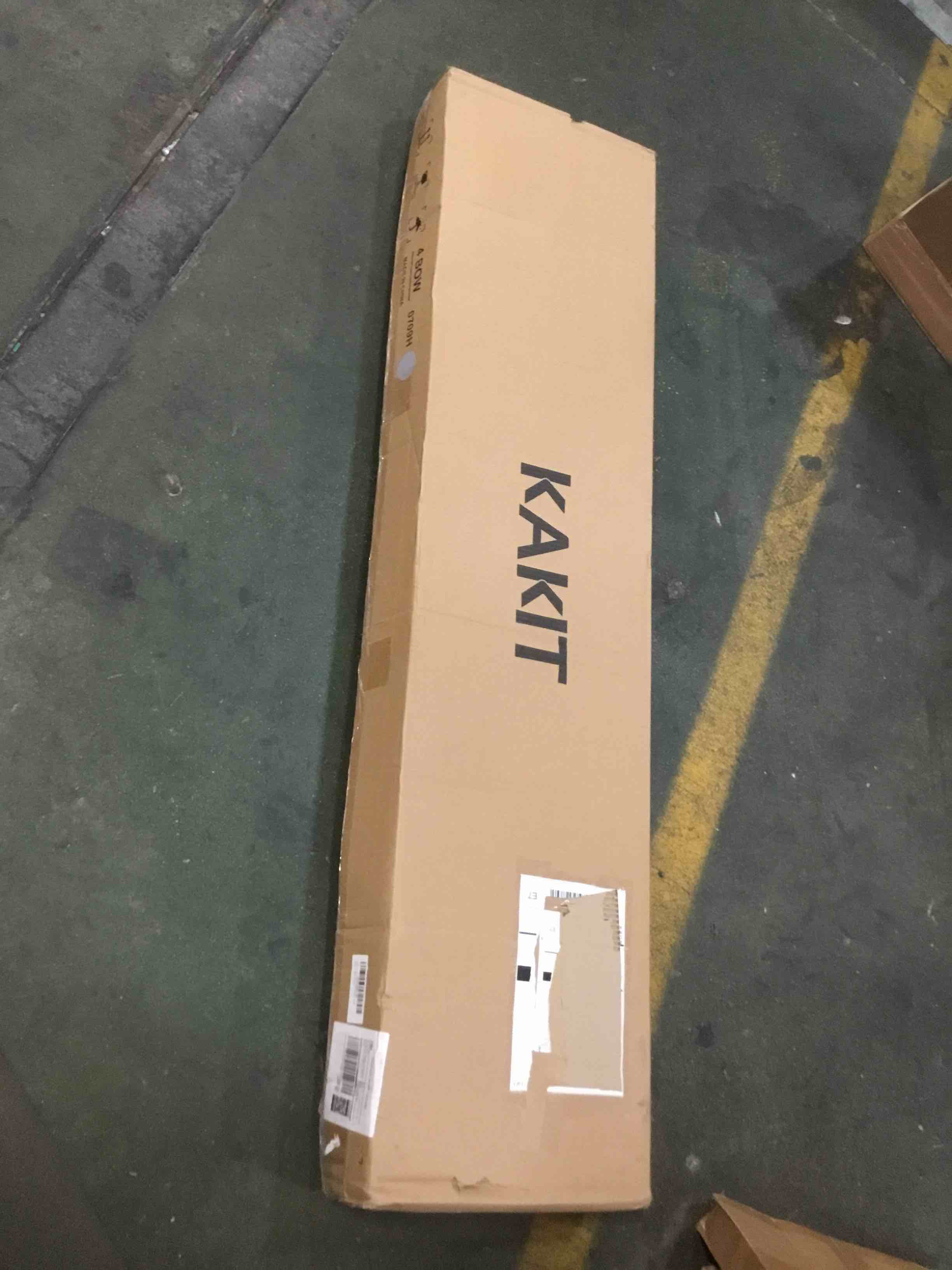 https://s3.amazonaws.com/lotting-images-prod/bidfta/BLU6634083_1720830016801.jpeg