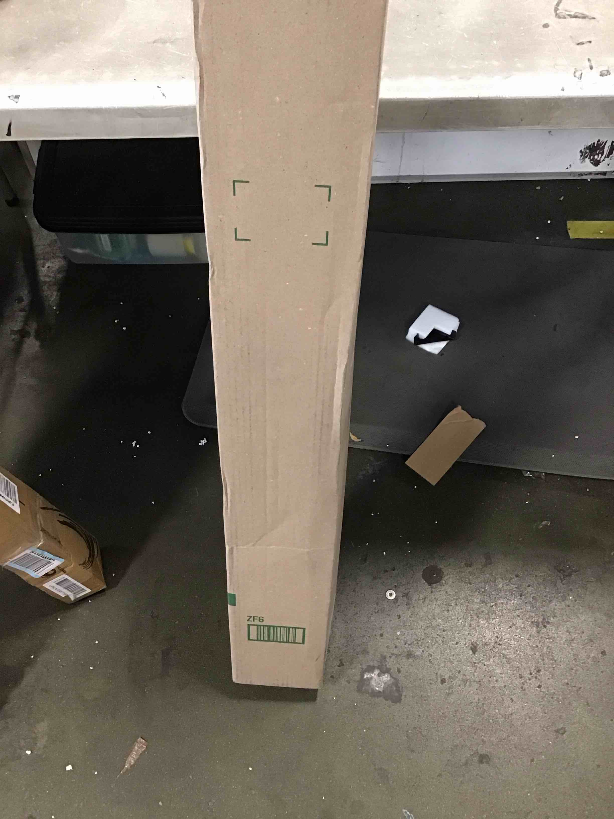 https://s3.amazonaws.com/lotting-images-prod/bidfta/BLU6634254_1721078642490.jpeg