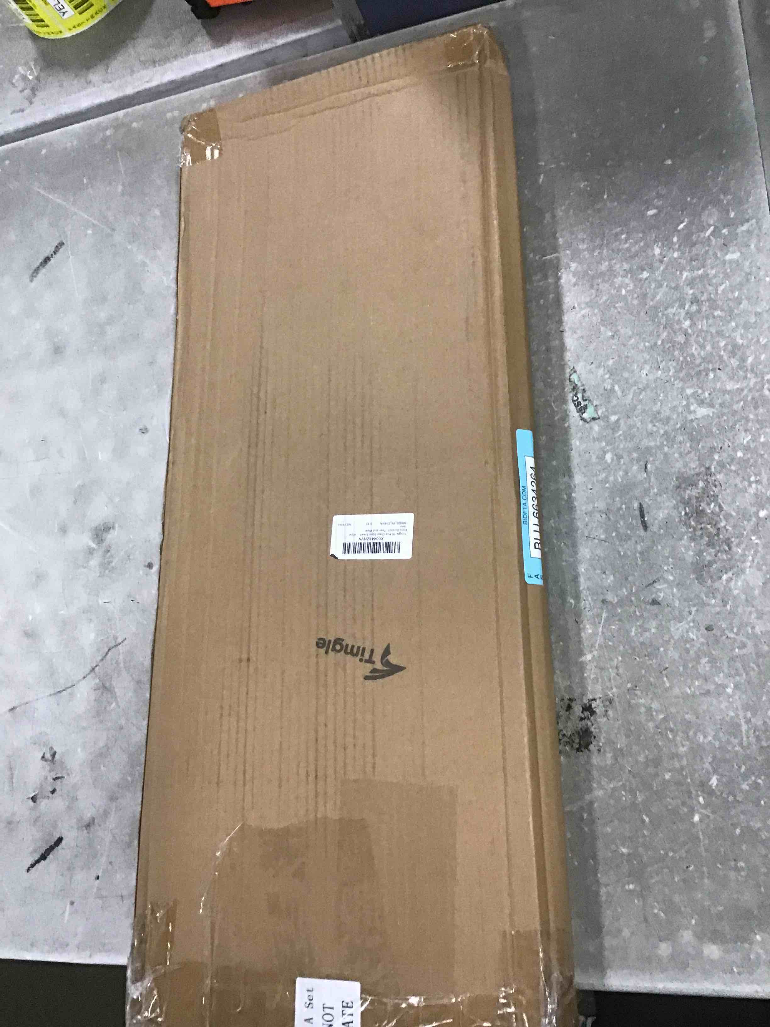 https://s3.amazonaws.com/lotting-images-prod/bidfta/BLU6634264_1721132575374.jpeg