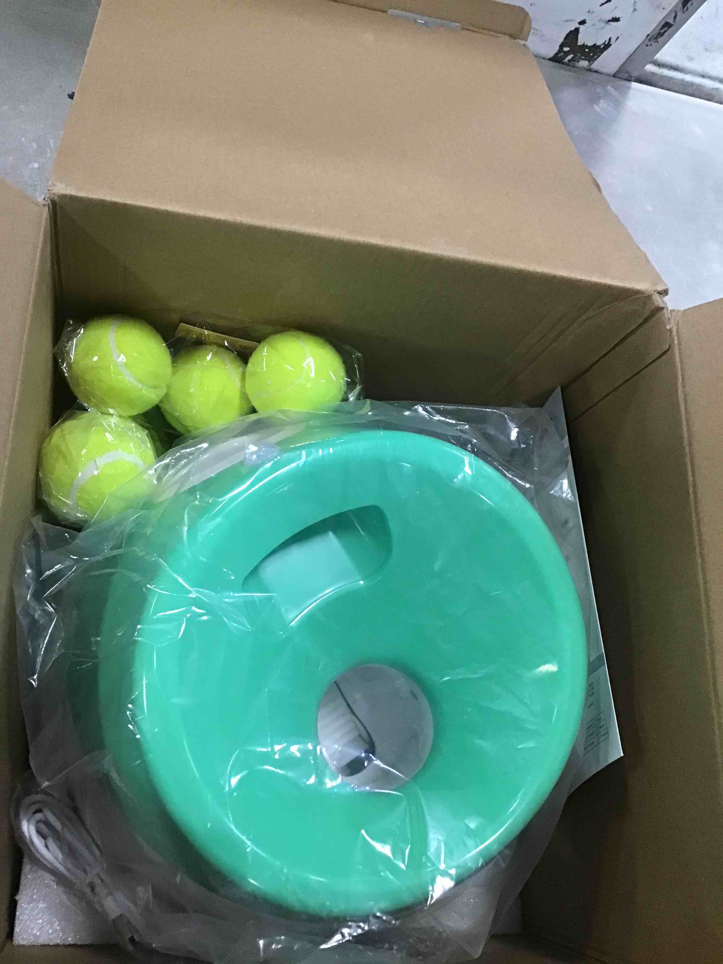 https://s3.amazonaws.com/lotting-images-prod/bidfta/BLU6634899_1721246440047.jpeg
