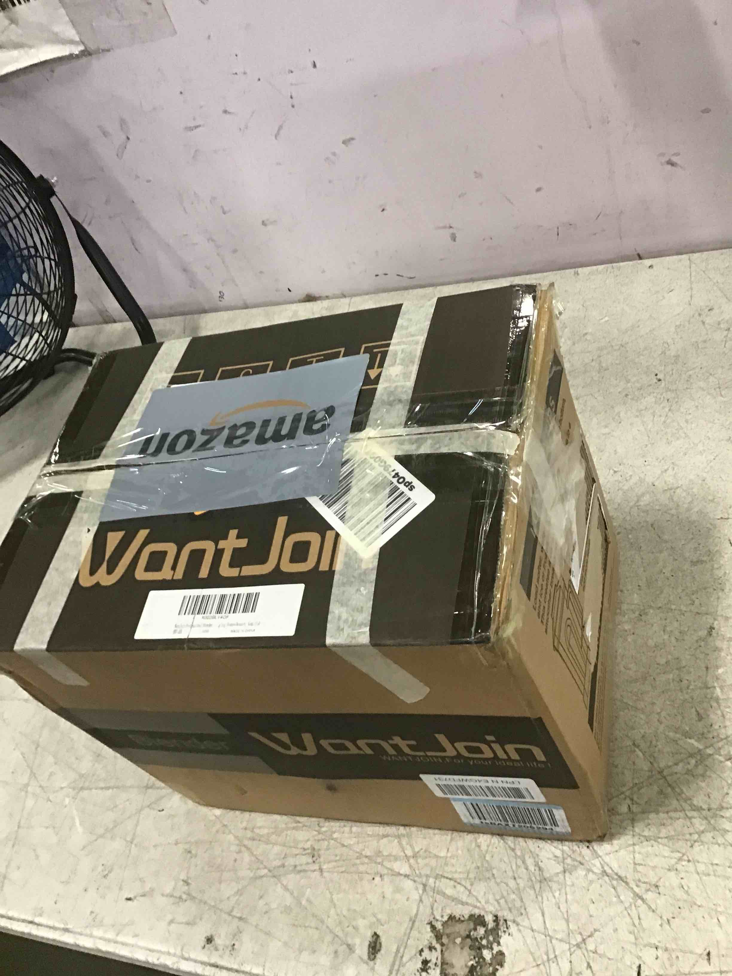 https://s3.amazonaws.com/lotting-images-prod/bidfta/BLU6634909_1721304967440.jpeg