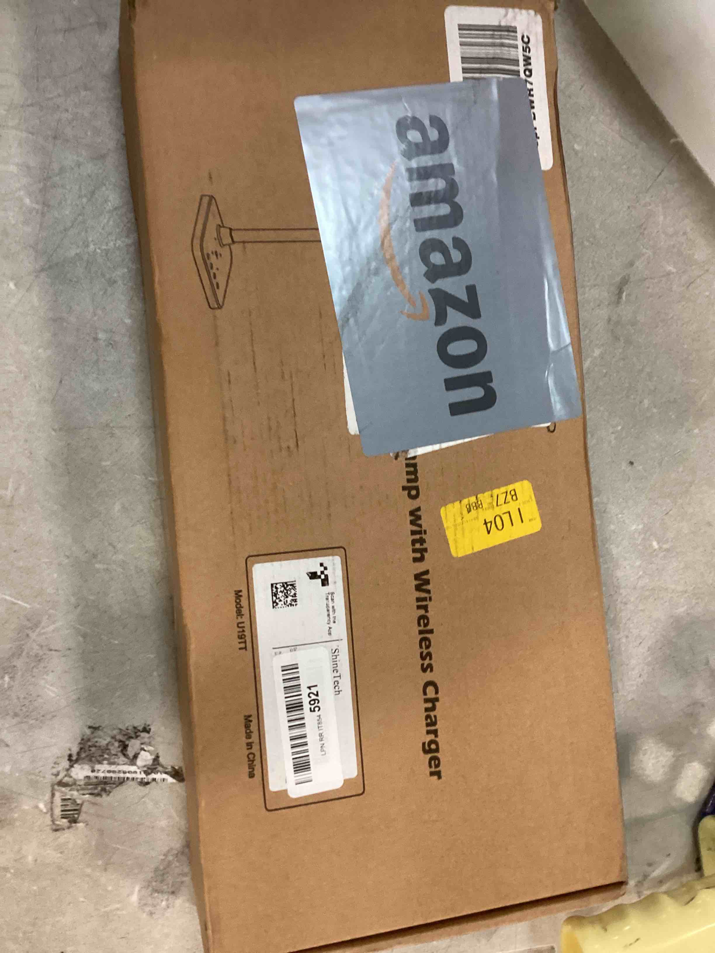 https://s3.amazonaws.com/lotting-images-prod/bidfta/BLU6635060_1720800055456.jpeg