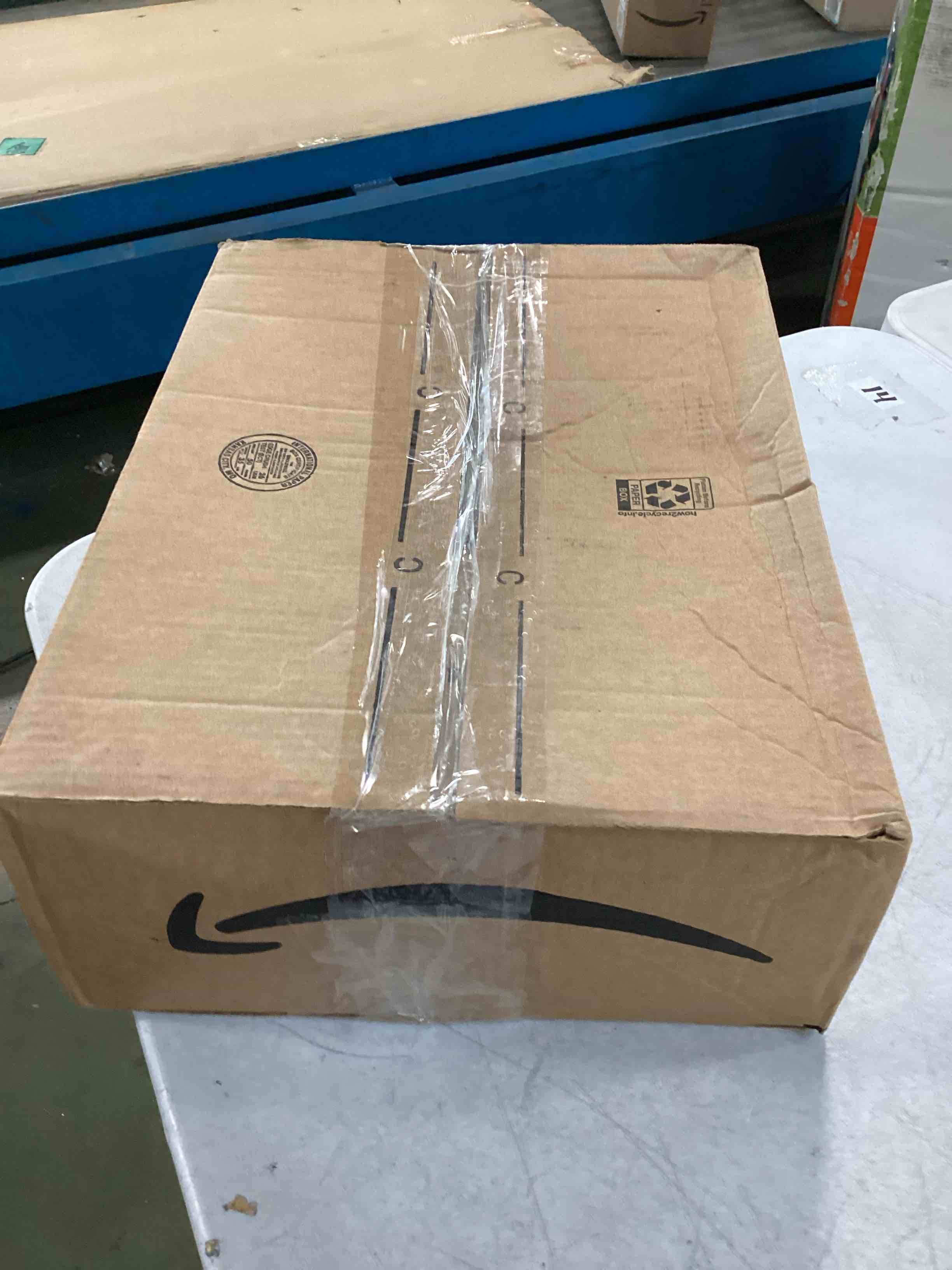 https://s3.amazonaws.com/lotting-images-prod/bidfta/BLU6635729_1721164720944.jpeg