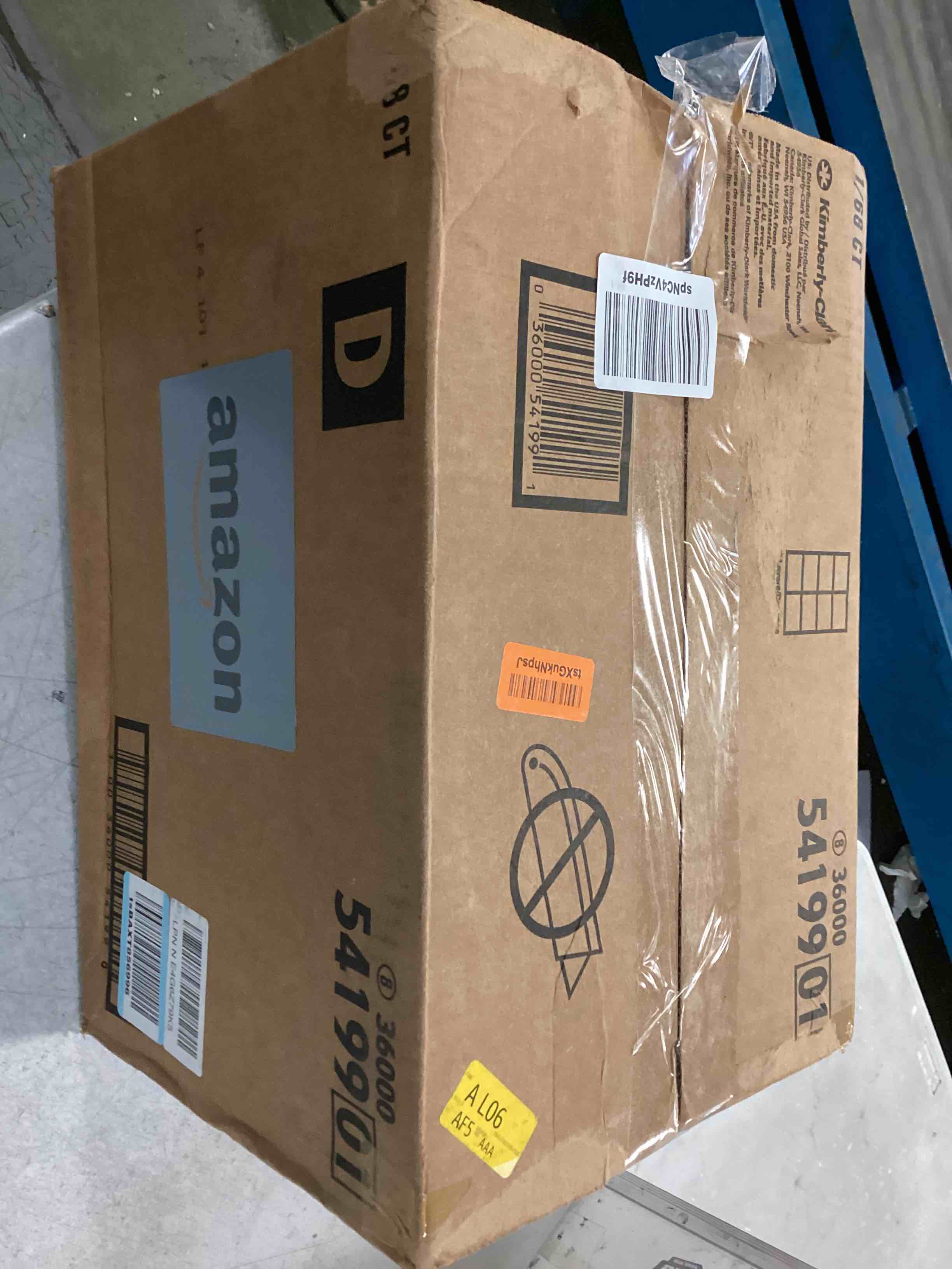 https://s3.amazonaws.com/lotting-images-prod/bidfta/BLU6635902_1721220480551.jpeg