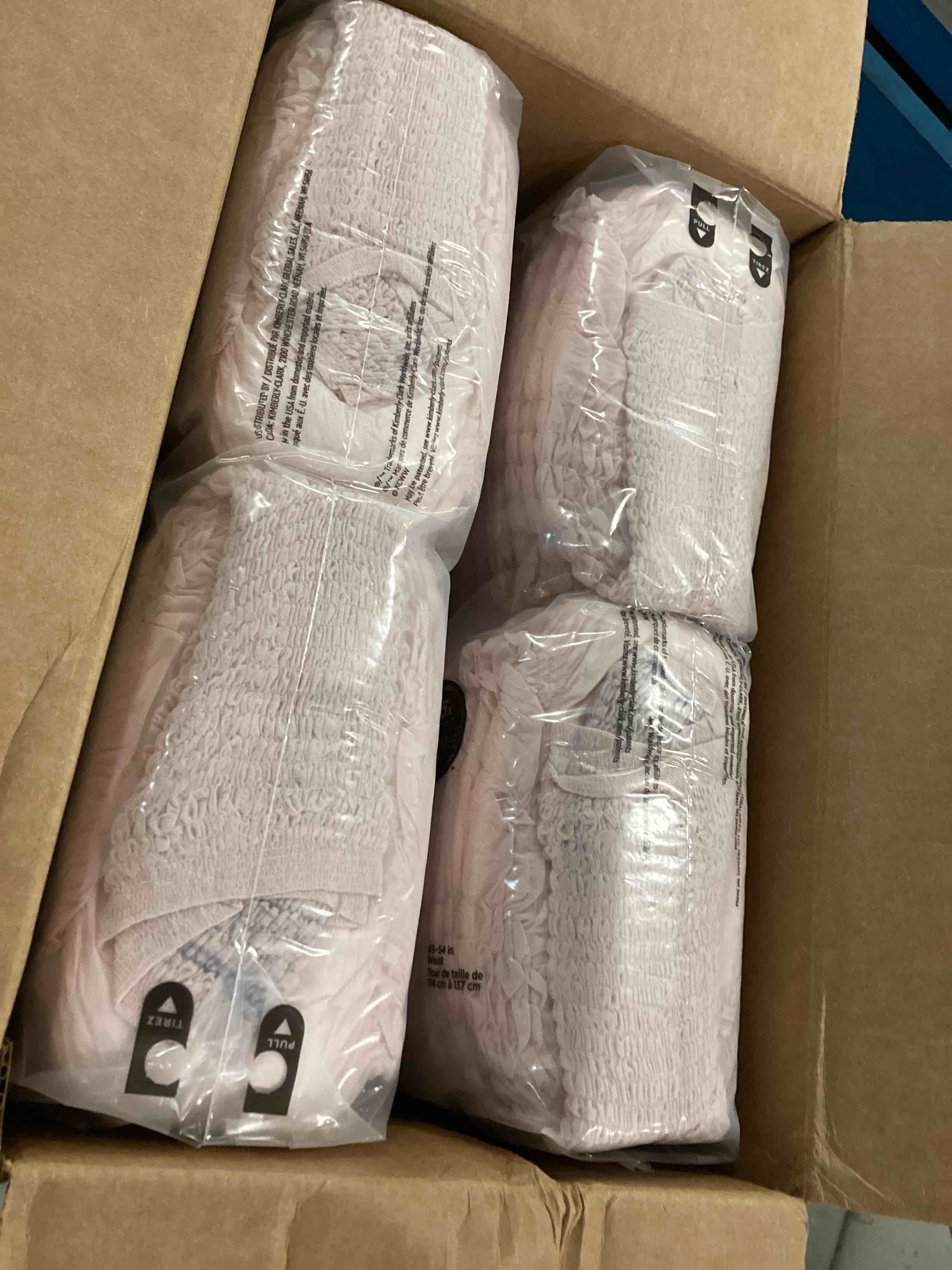 https://s3.amazonaws.com/lotting-images-prod/bidfta/BLU6635902_1721220493415.jpeg