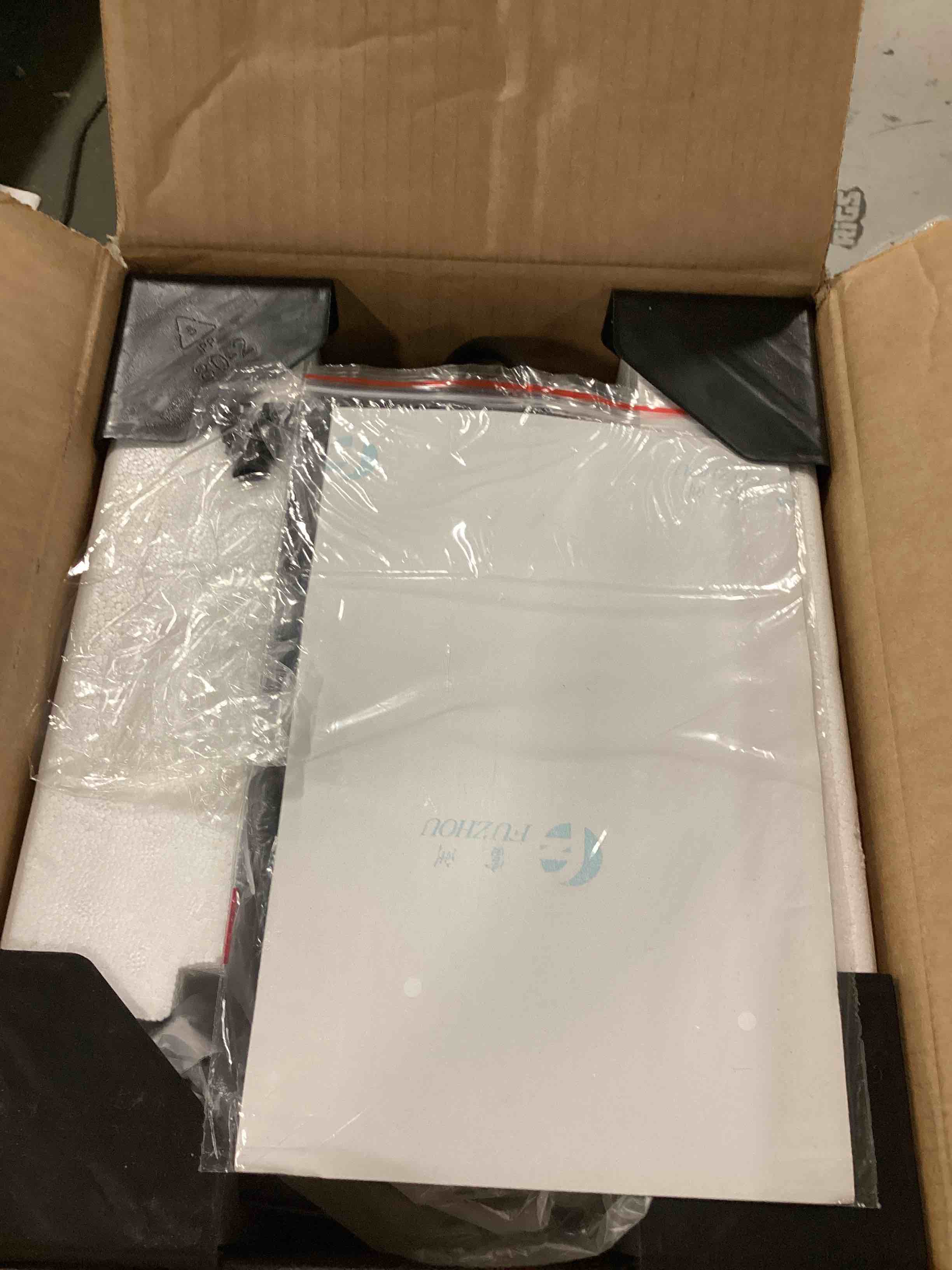 https://s3.amazonaws.com/lotting-images-prod/bidfta/BLU6636236_1721273014880.jpeg