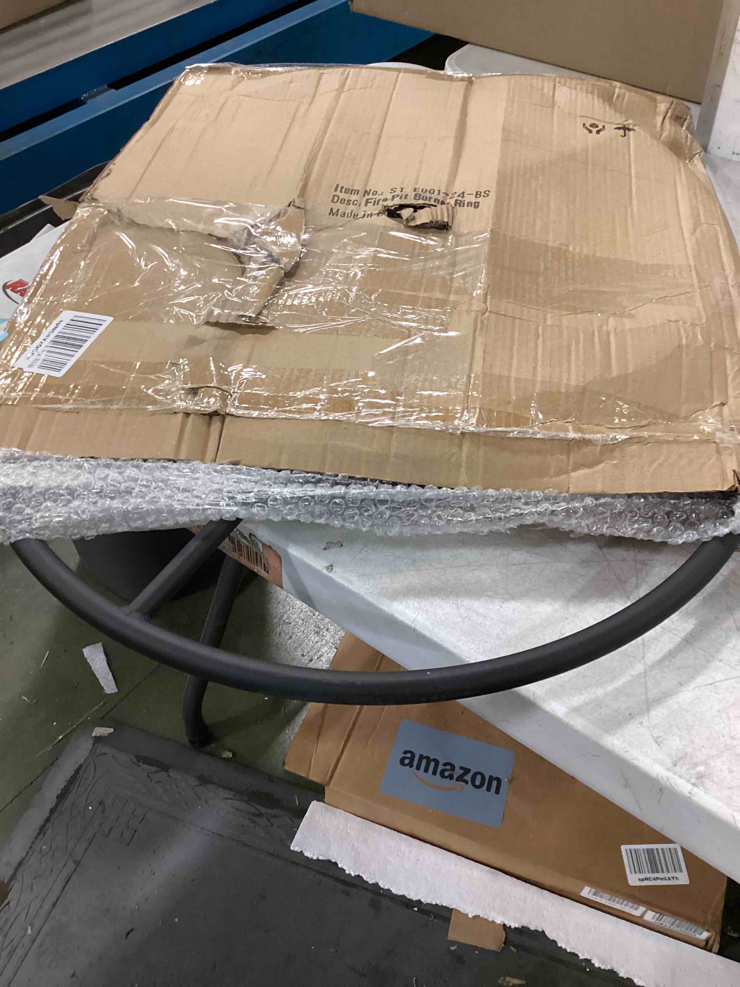 https://s3.amazonaws.com/lotting-images-prod/bidfta/BLU6636257_1721276707804.jpeg