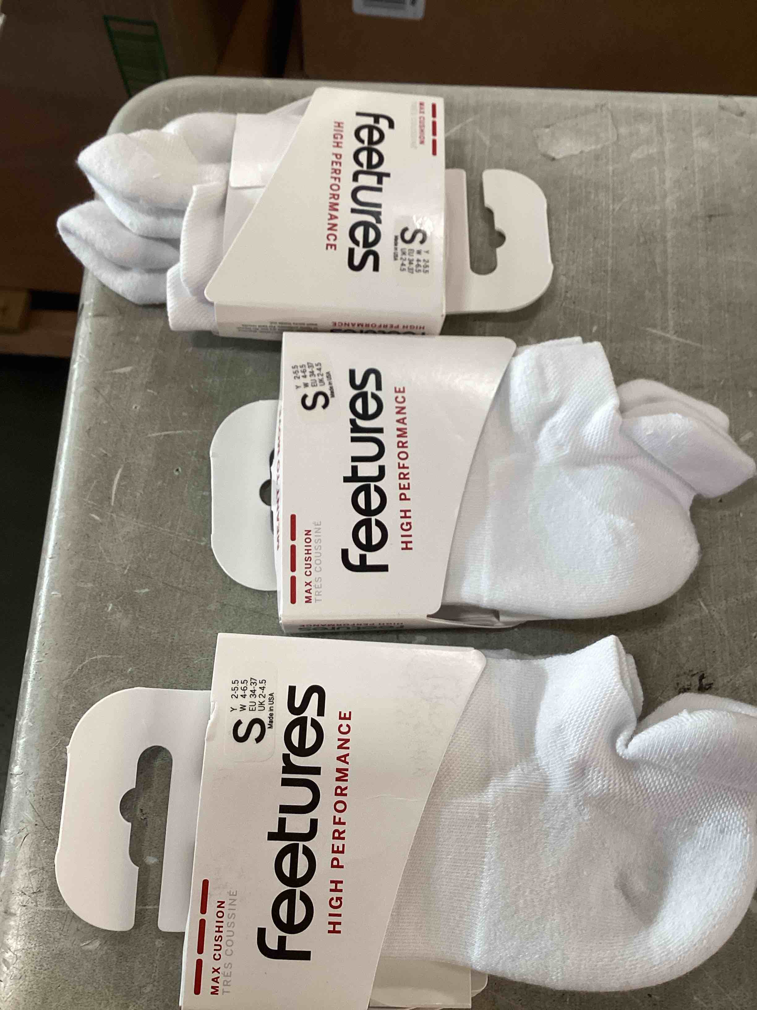 https://s3.amazonaws.com/lotting-images-prod/bidfta/BLU6636915_1719832565418.jpeg