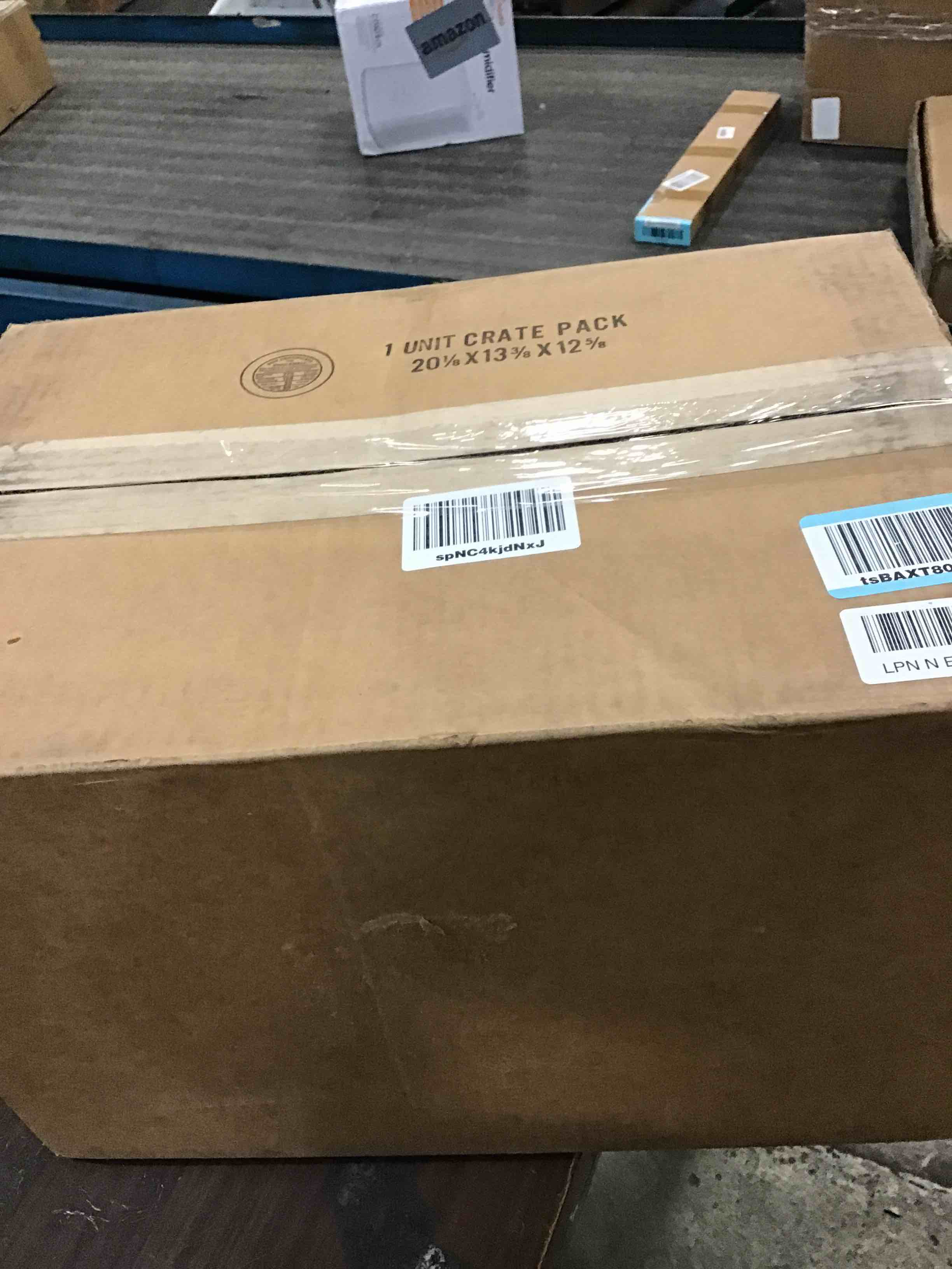 https://s3.amazonaws.com/lotting-images-prod/bidfta/BLU6638241_1720460407380.jpeg