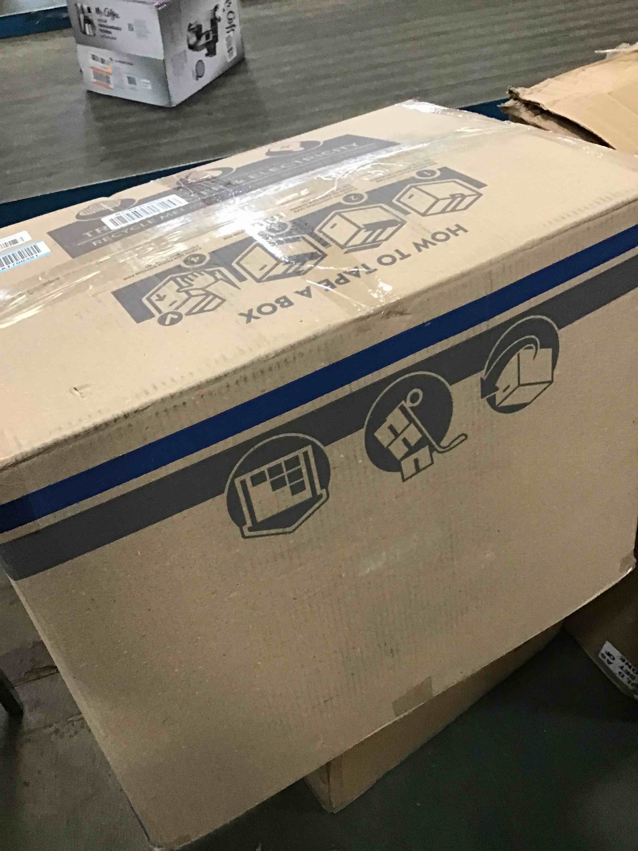 https://s3.amazonaws.com/lotting-images-prod/bidfta/BLU6638247_1720460976654.jpeg