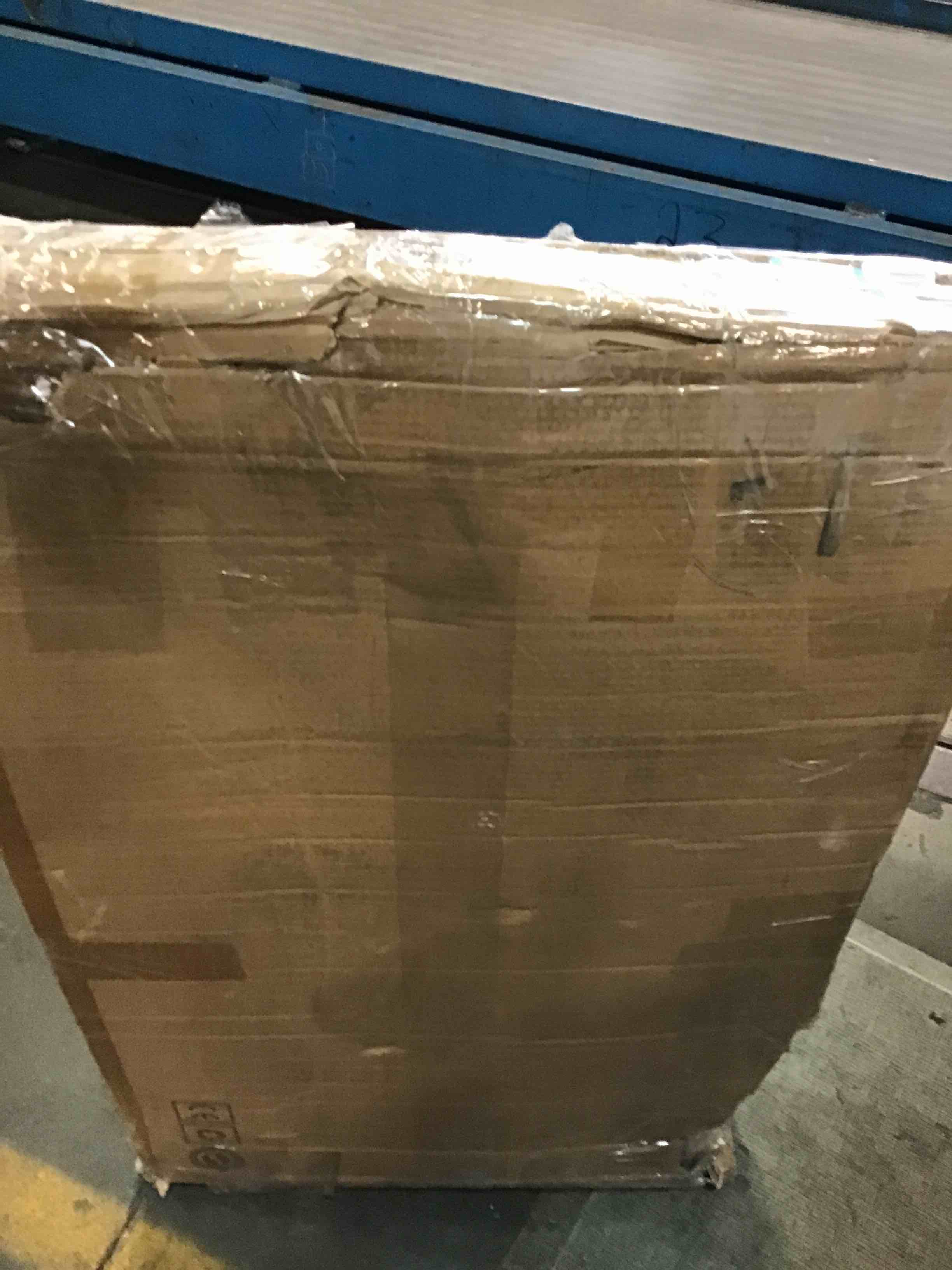 https://s3.amazonaws.com/lotting-images-prod/bidfta/BLU6638580_1720553934028.jpeg