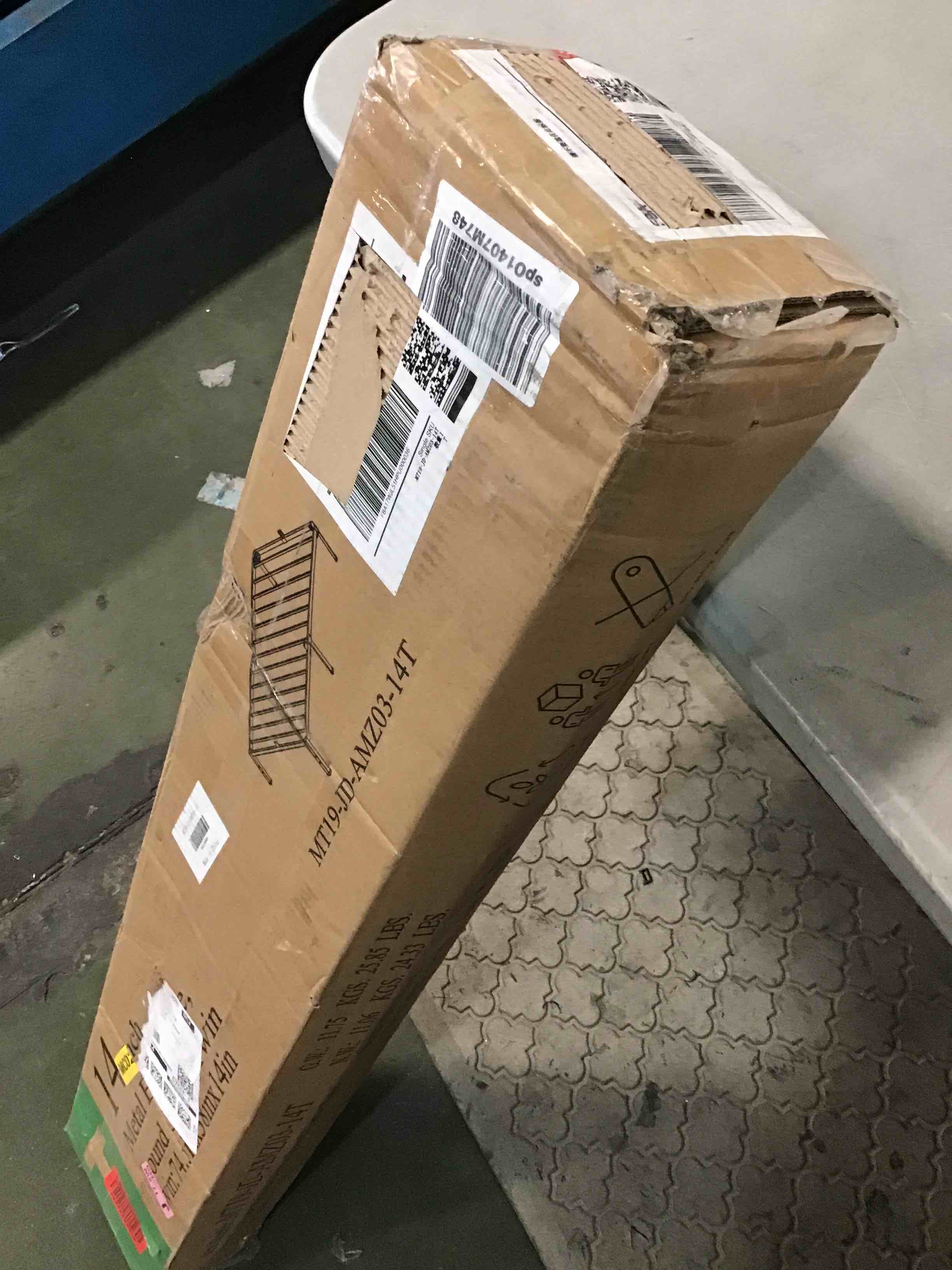 https://s3.amazonaws.com/lotting-images-prod/bidfta/BLU6638925_1720714085645.jpeg