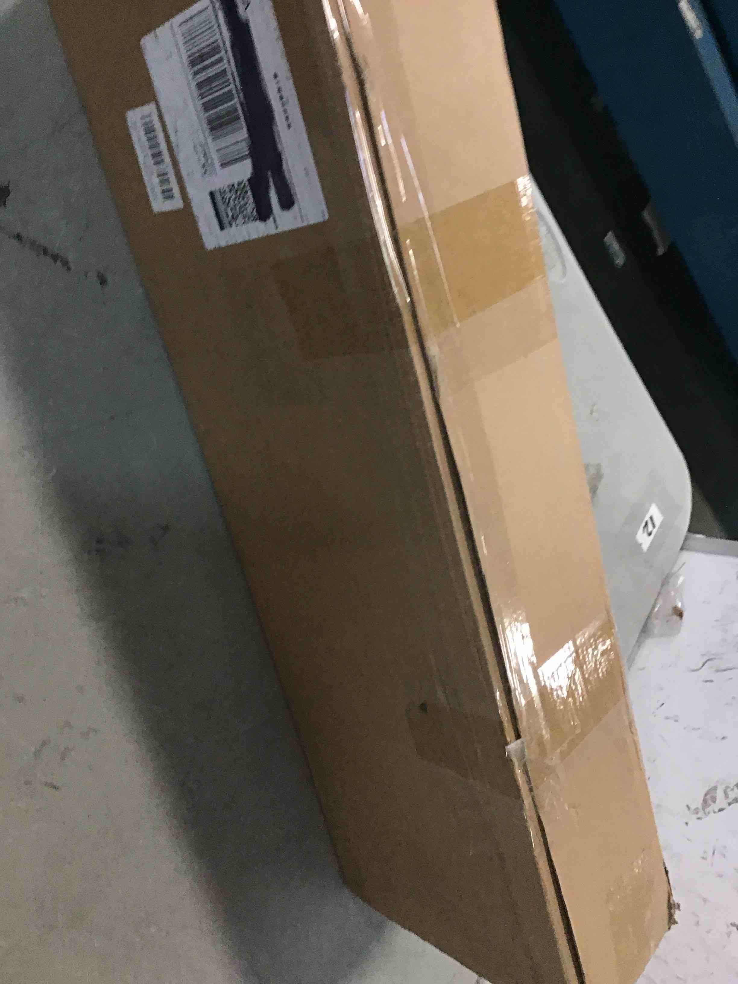 https://s3.amazonaws.com/lotting-images-prod/bidfta/BLU6638937_1720715616311.jpeg