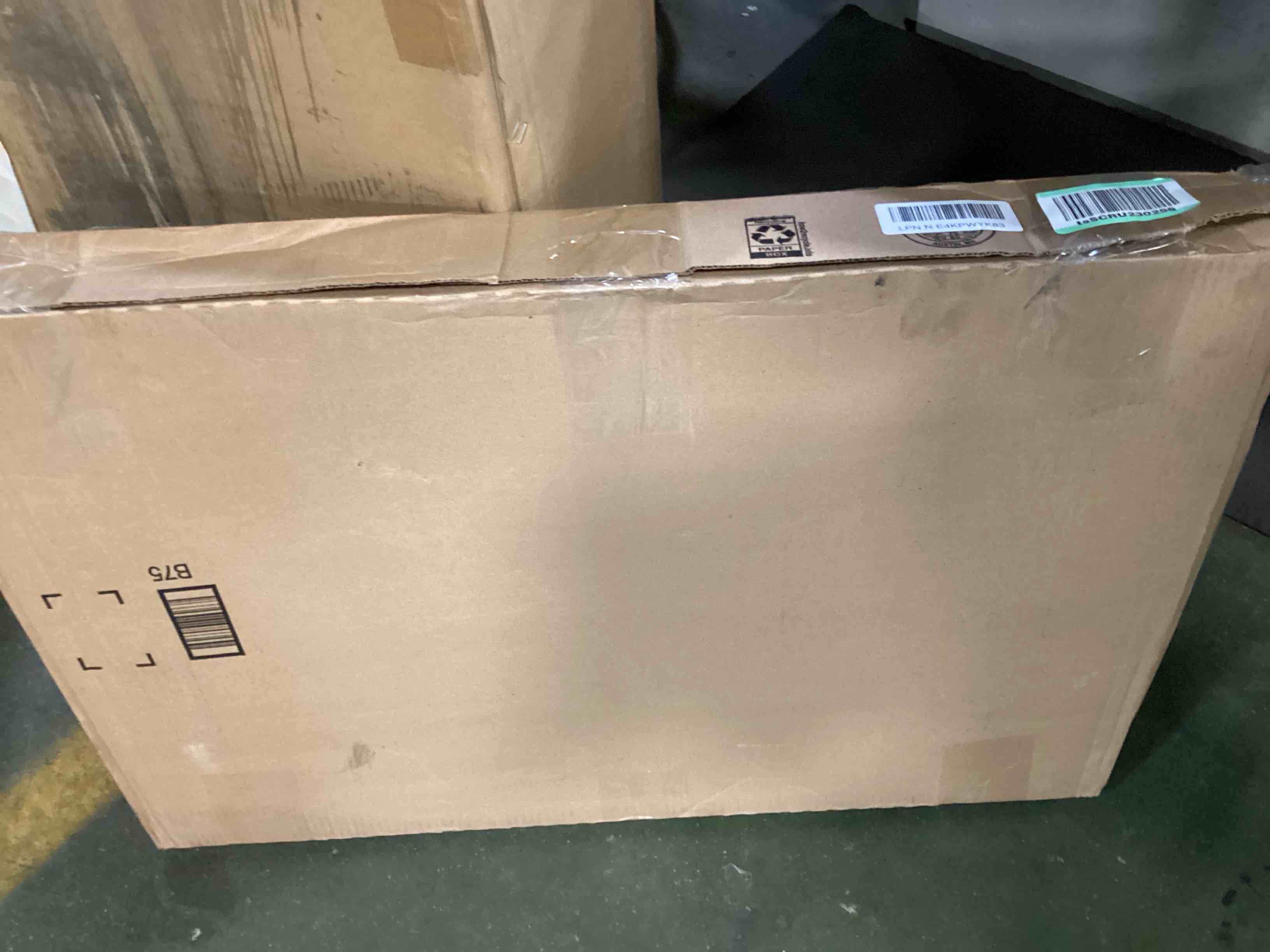 https://s3.amazonaws.com/lotting-images-prod/bidfta/BLU6640137_1721220703417.jpeg